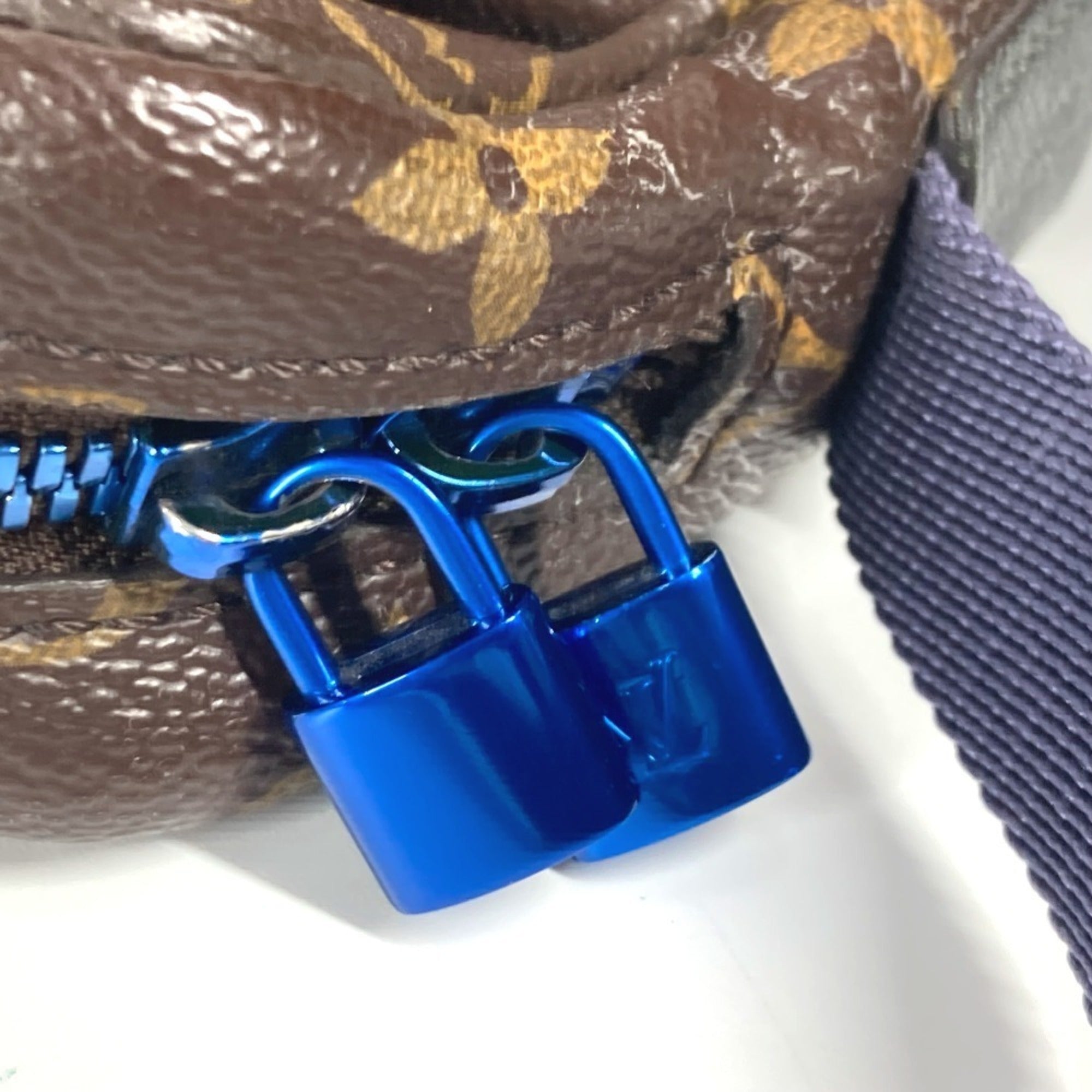Louis Vuitton Monogram Blue Brown Monogram Shoulder Bag (Pre-Owned)