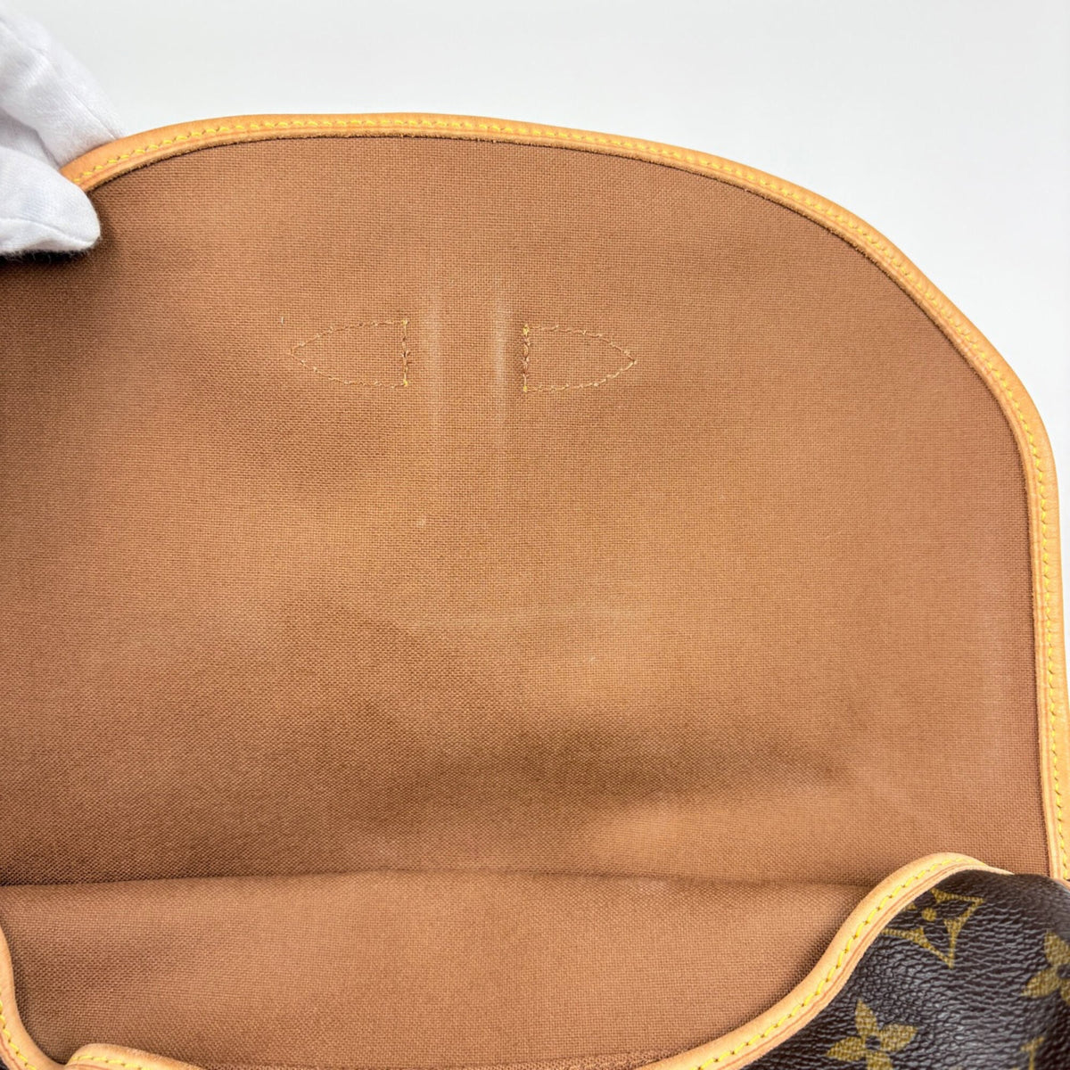Louis Vuitton Brown Monogram Shoulder Bag (Pre-Owned)