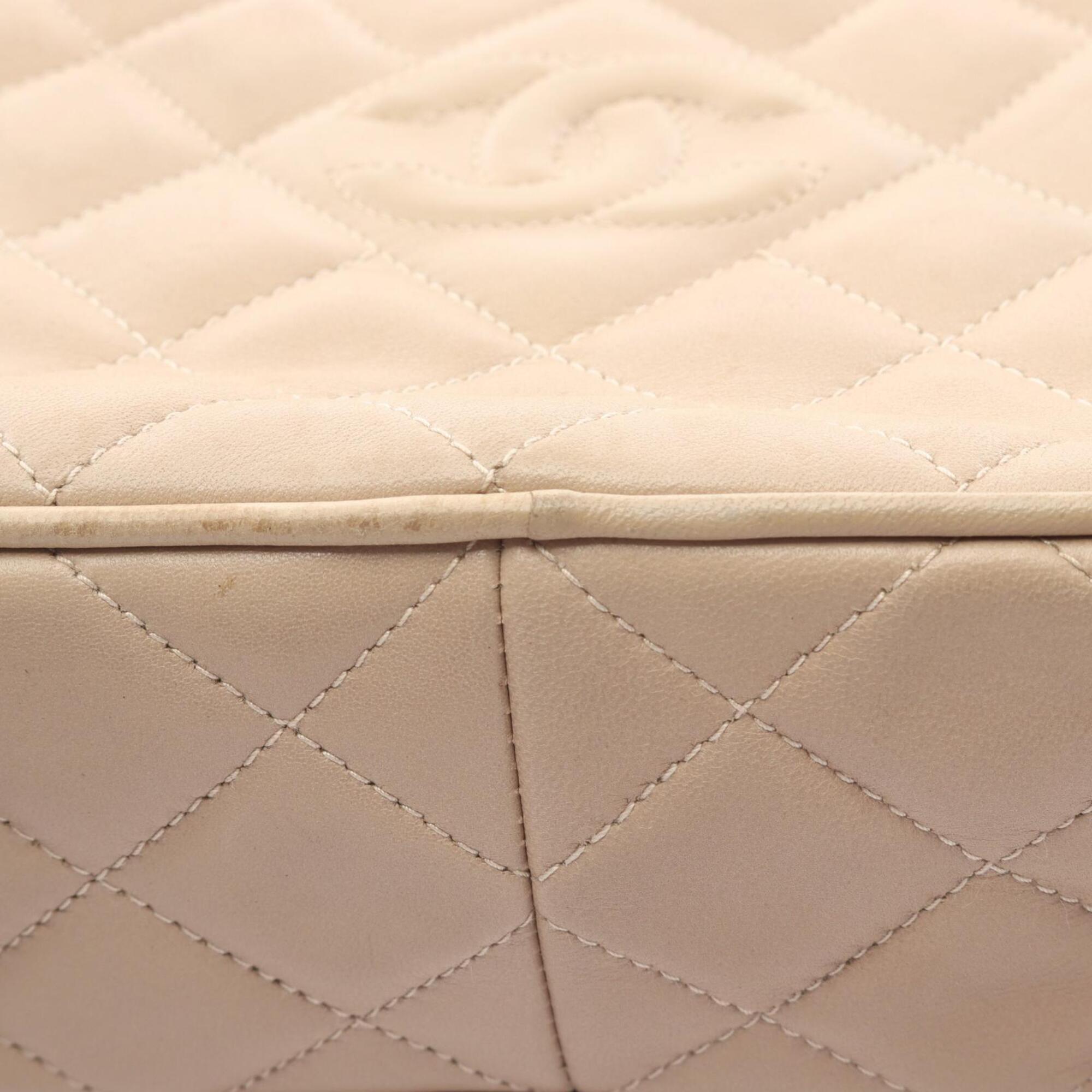 Chanel Beige Leather Handbag Shoulder Bag (Pre-Owned)