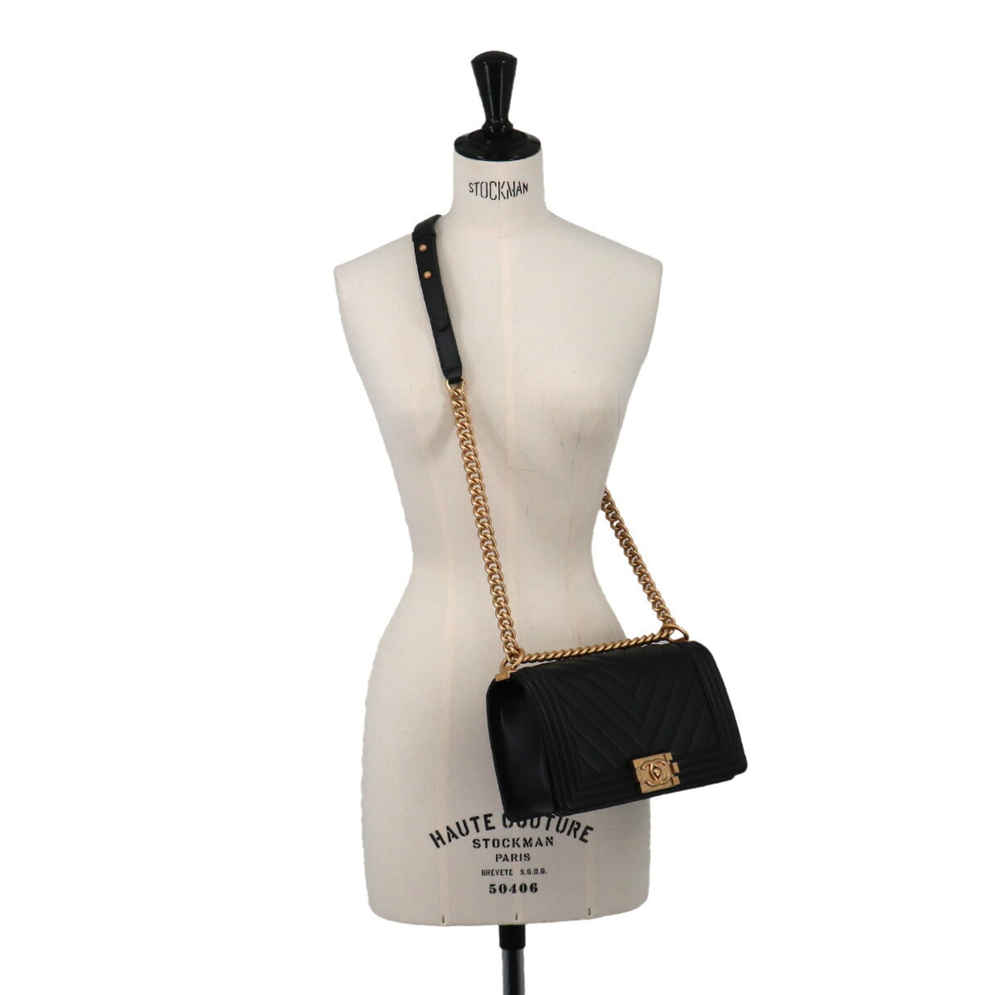Chanel Chevron (V Stitch) Black Leather Handbag Shoulder Bag (Pre-Owned)