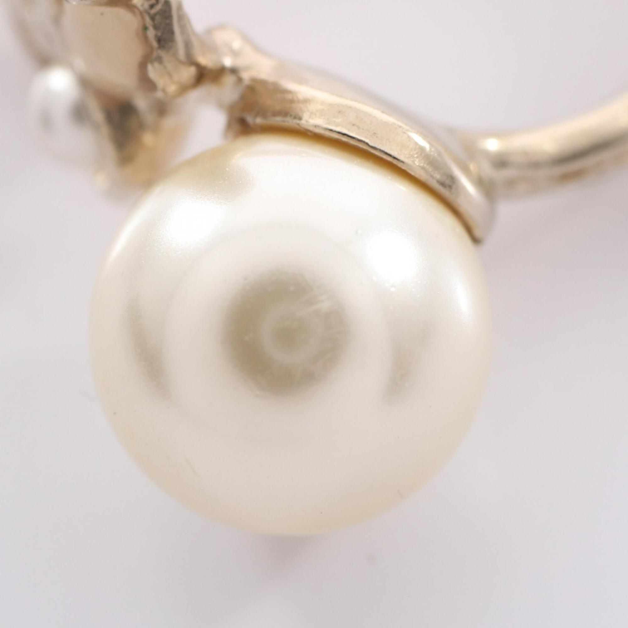 Chanel Gold White Artificial Pearl Gold Plating Band Ring (Pre-Owned)