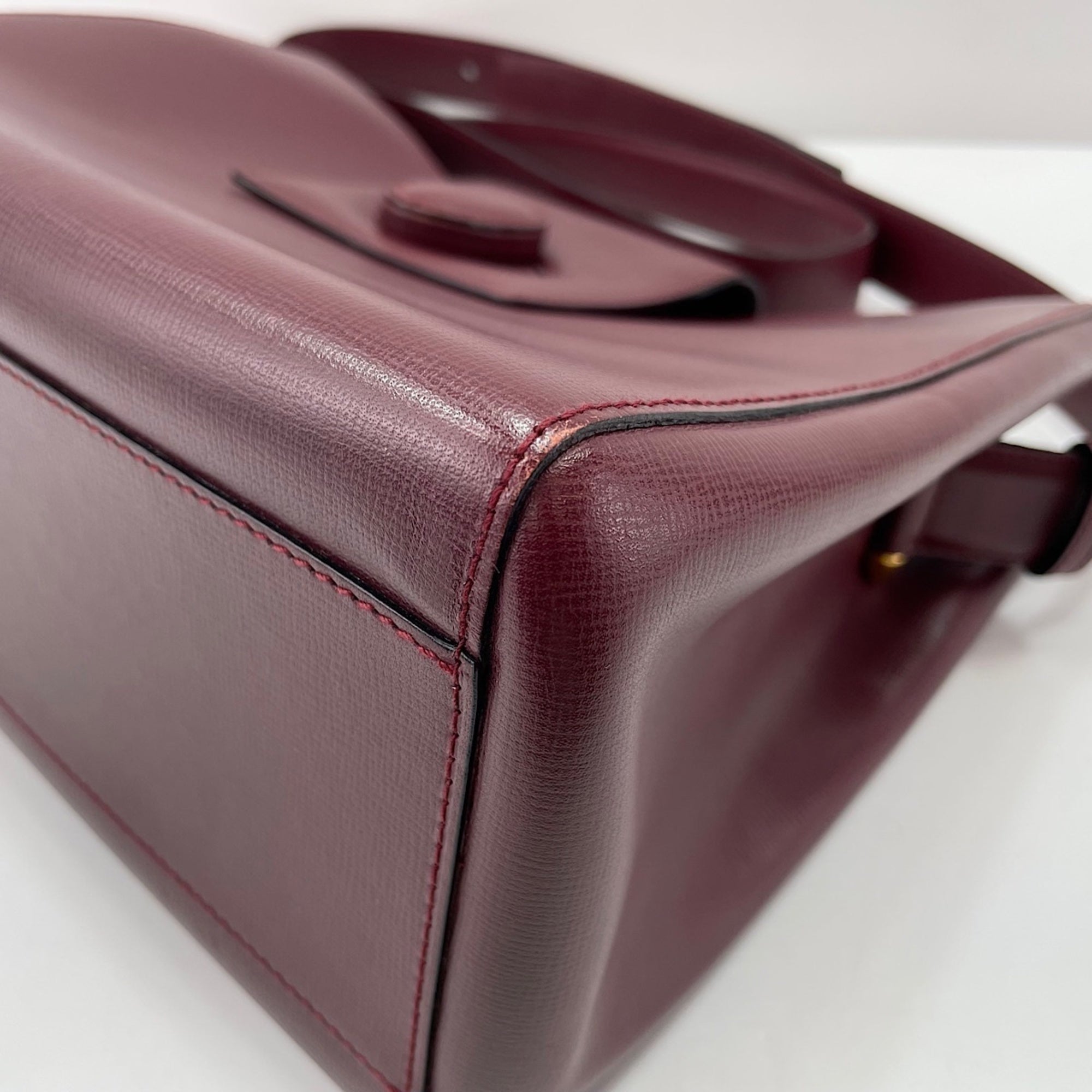 Cartier Must Wine Red Shoulder Bag (Pre-Owned)