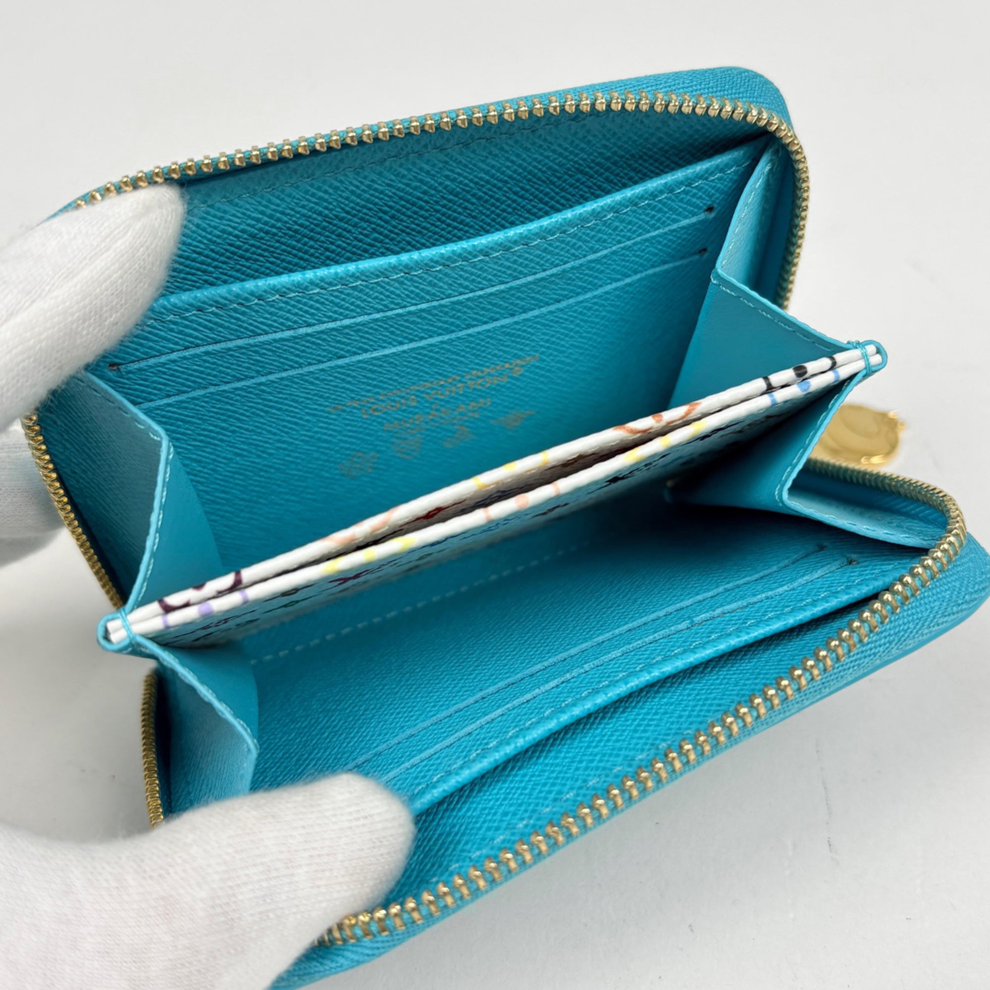 Louis Vuitton Epi Blue Epi Leather Coin Purse/Coin Case (Pre-Owned)