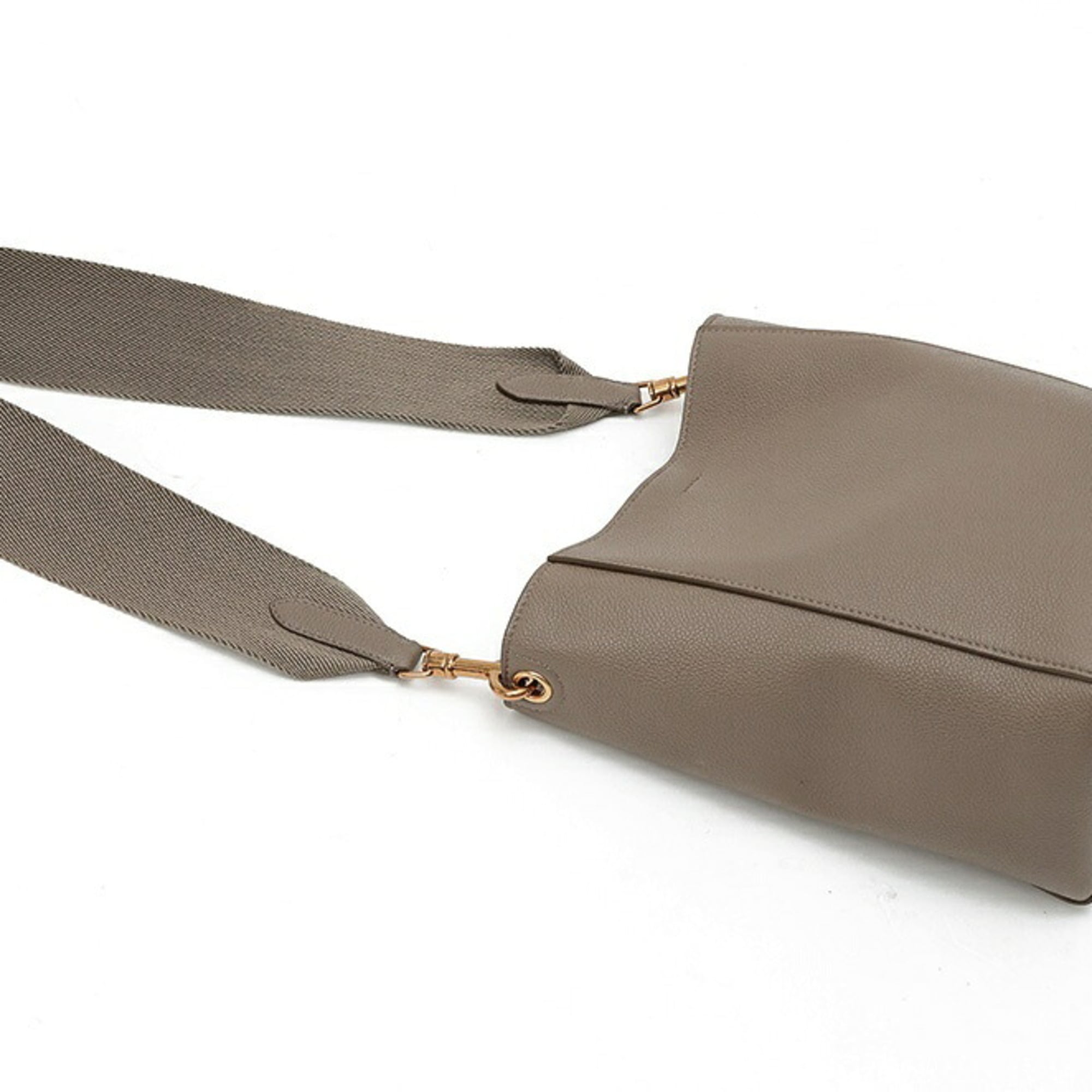 Celine Grayish Leather Shoulder Bag (Pre-Owned)