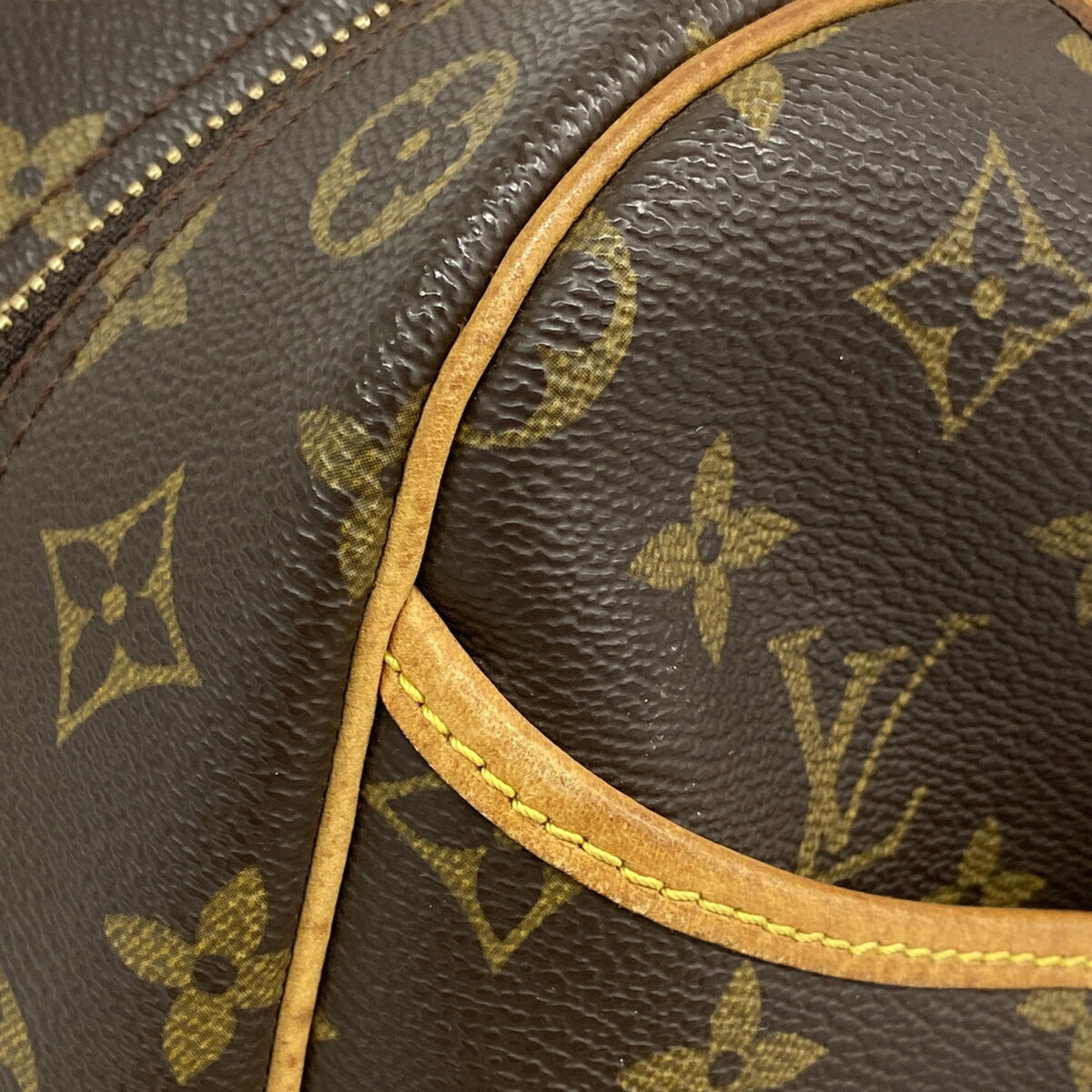 Louis Vuitton Brown Handbag (Pre-Owned)