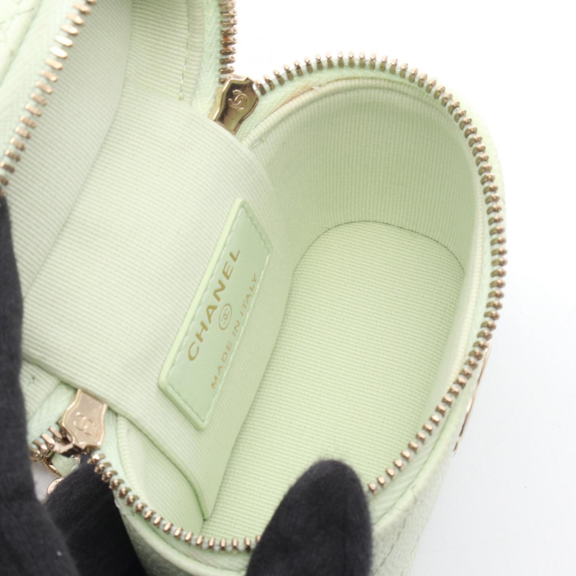 Chanel Green Grained Calfskin Handbag Shoulder Bag (Pre-Owned)