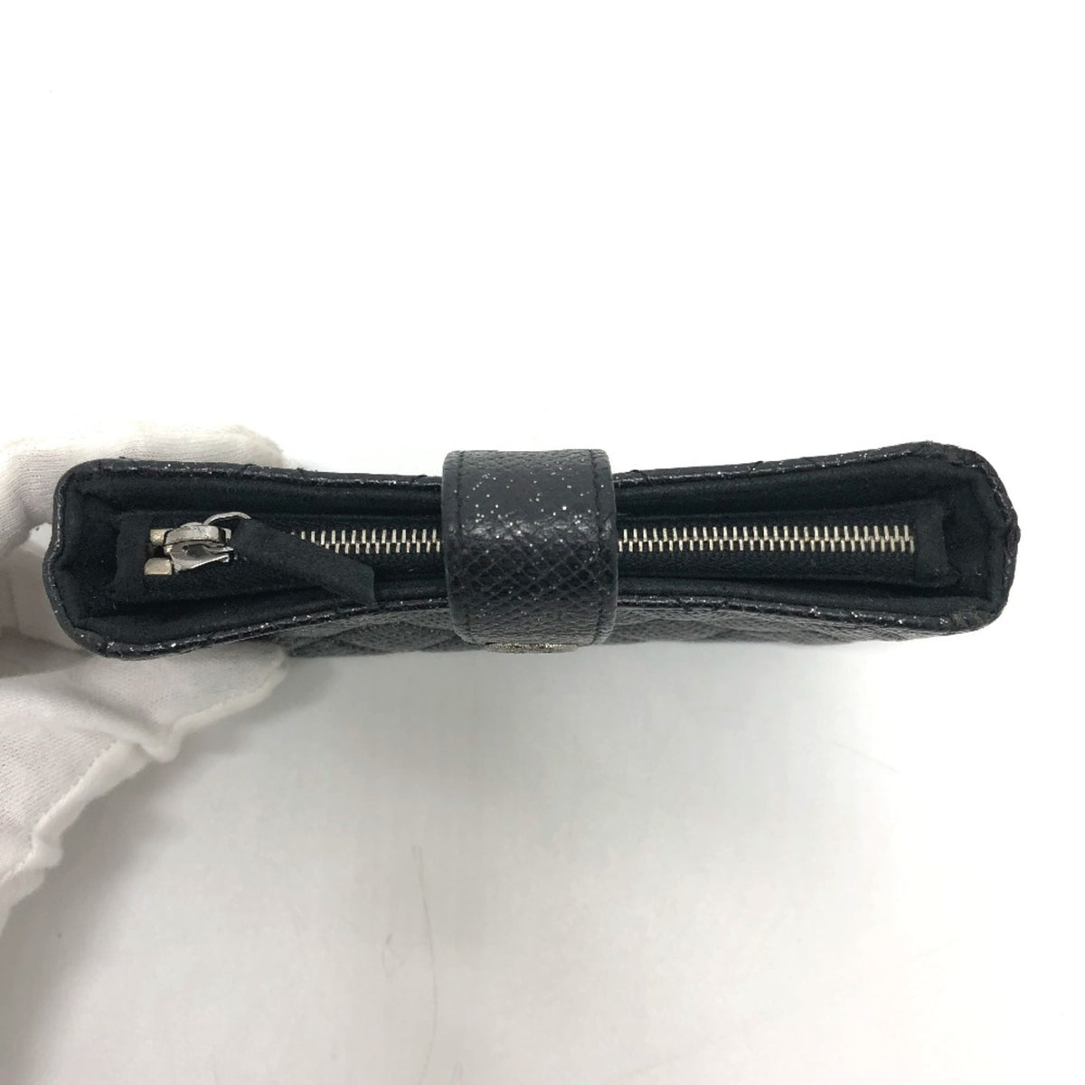 Chanel Black Leather Pouch (Pre-Owned)