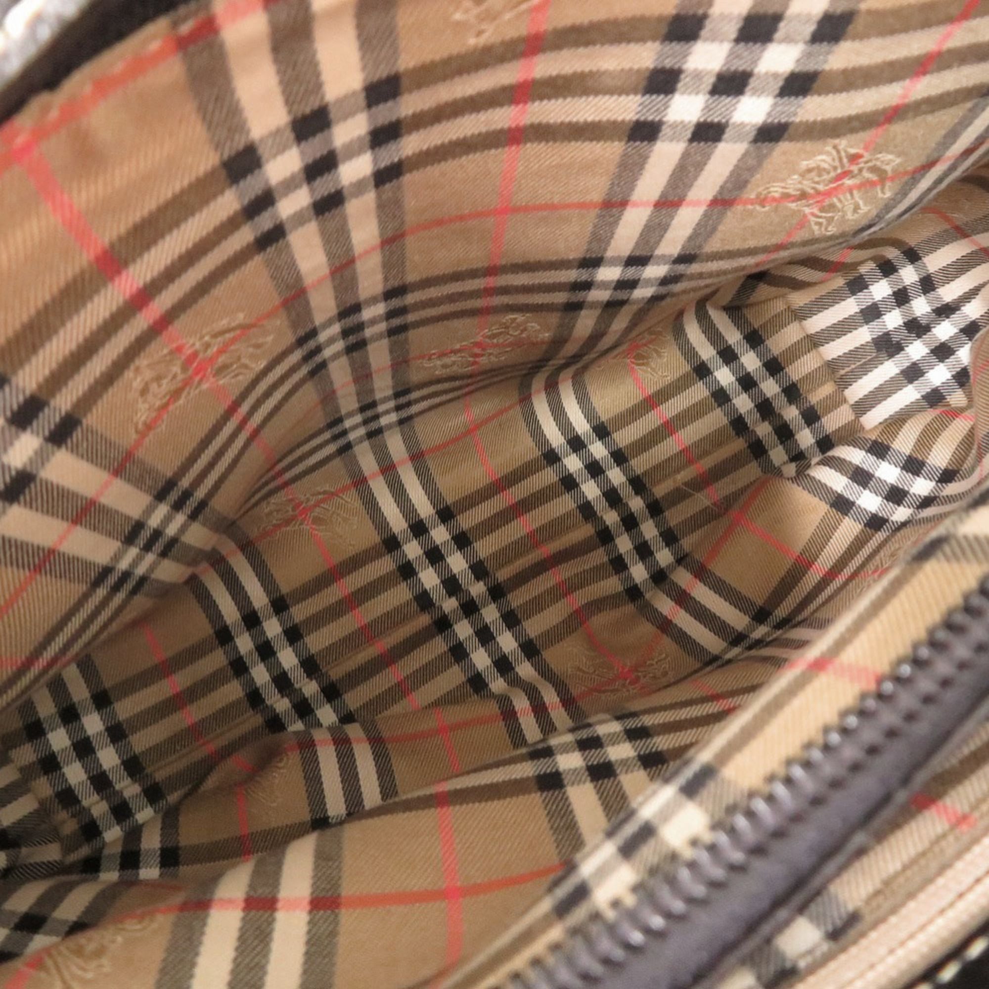 Burberry Black Leather Shoulder Bag (Pre-Owned)