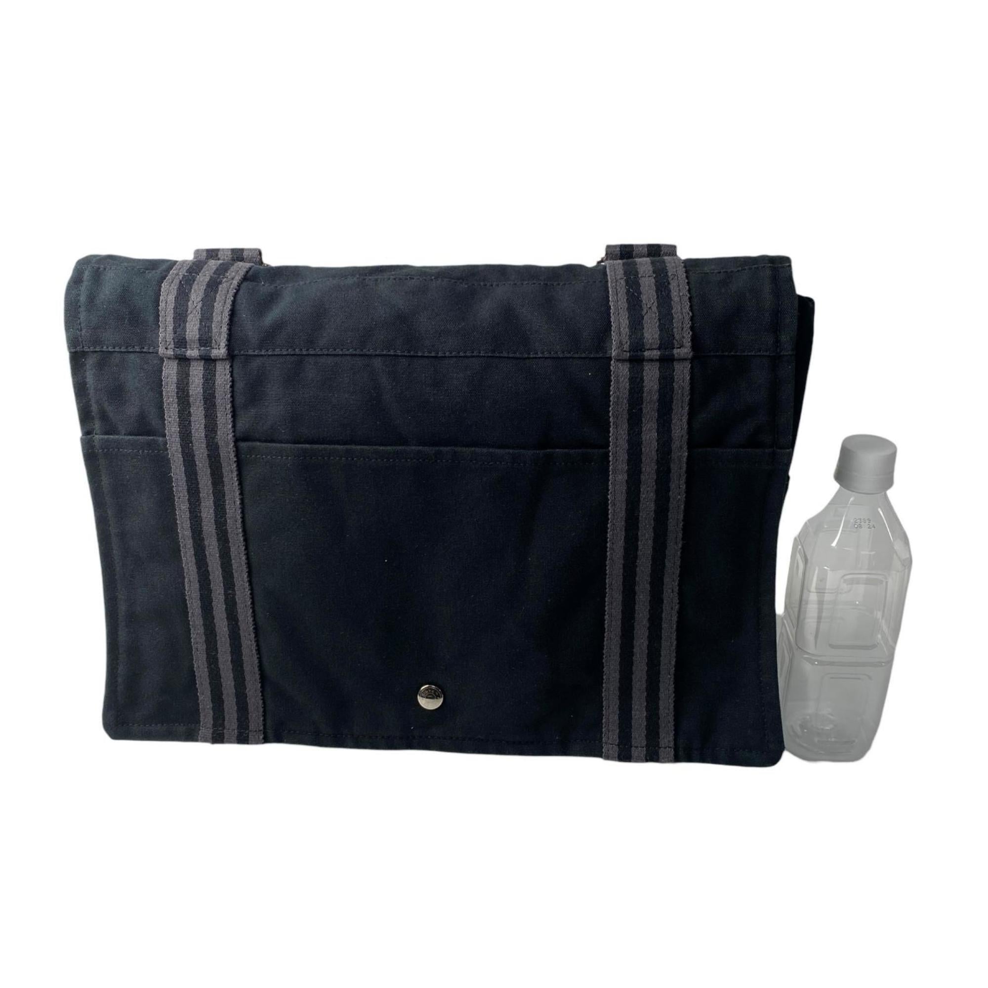 Hermes Black Canvas Messenger Bag Shoulder Bag (Pre-Owned)