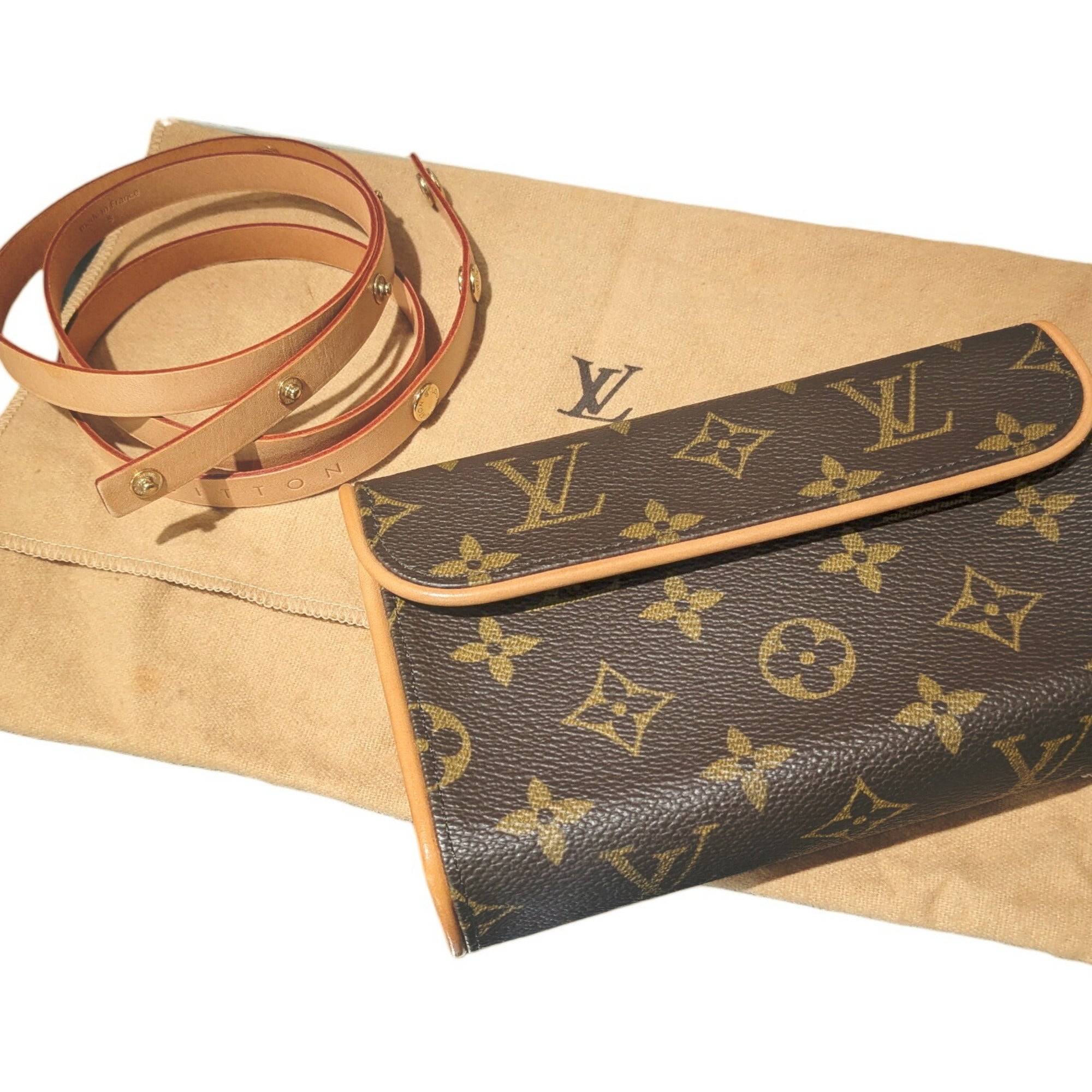 Louis Vuitton Brown Monogram Canvas Pochette Pouch Shoulder Bag (Pre-Owned)
