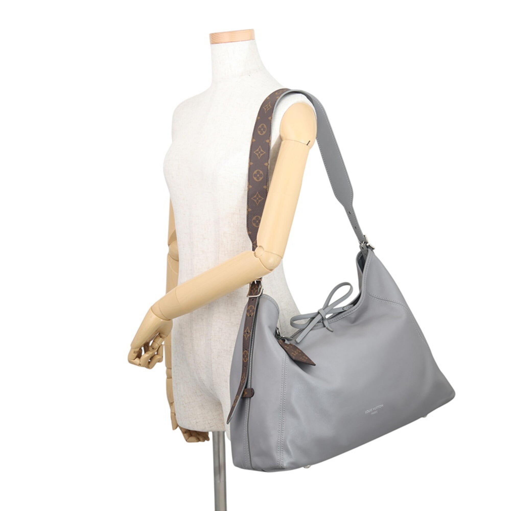 Louis Vuitton Gray Or Handbag Pouch Shoulder Bag (Pre-Owned)