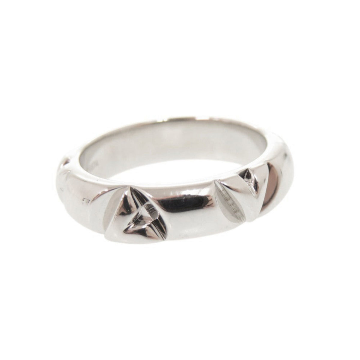 Louis Vuitton White Gold White Gold (18K) Band Ring (Pre-Owned)