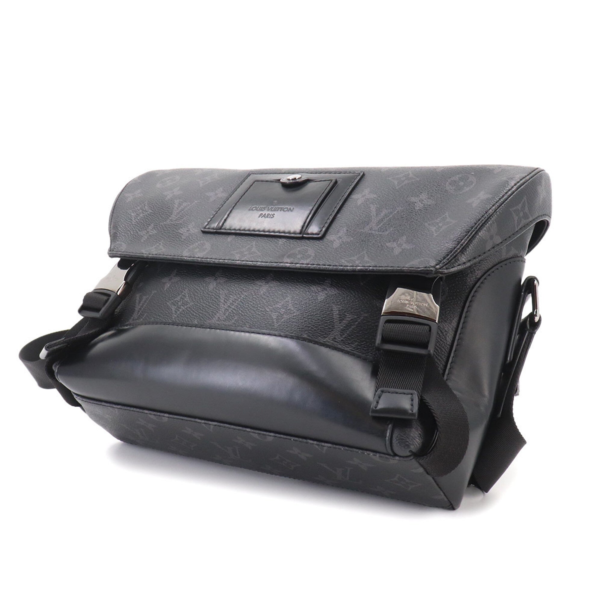 Louis Vuitton Monogram Eclipse Monogram Eclipse Handbag Messenger Bag Shoulder Bag (Pre-Owned)