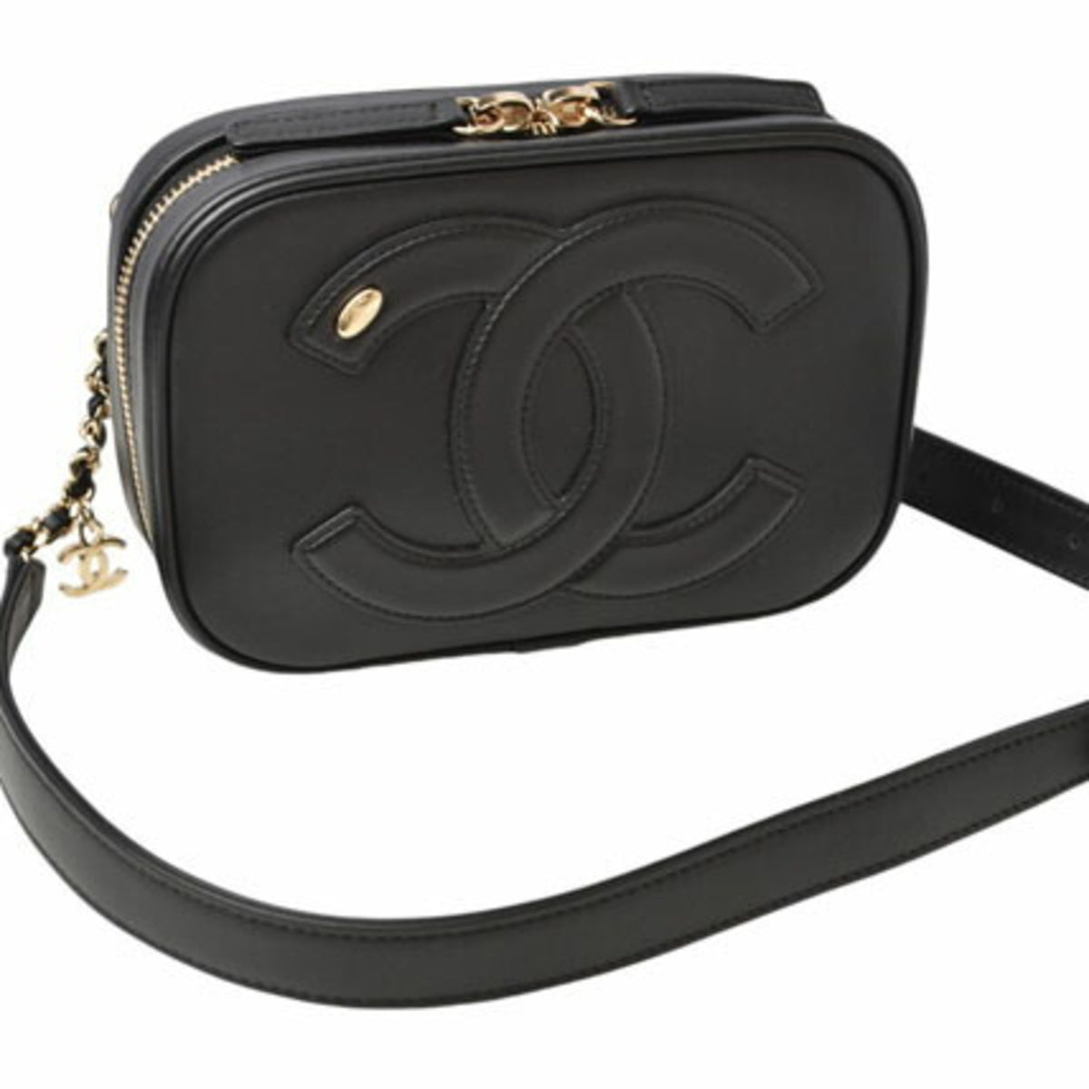 Chanel Black Leather Shoulder Bag (Pre-Owned)