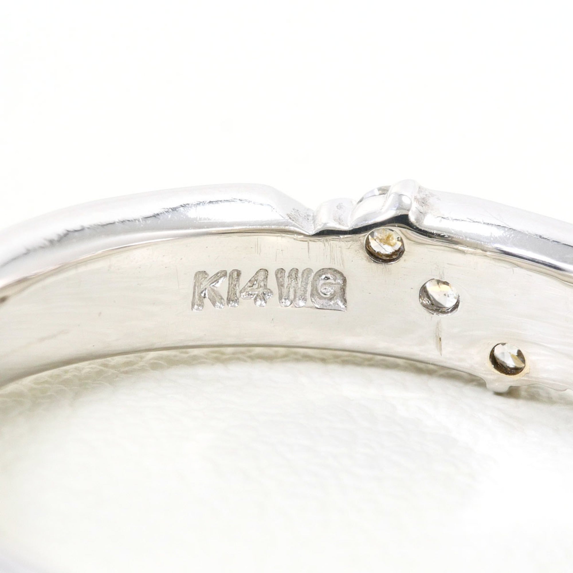 Unbranded White Gold White Gold (14K) Band Ring (Pre-Owned)