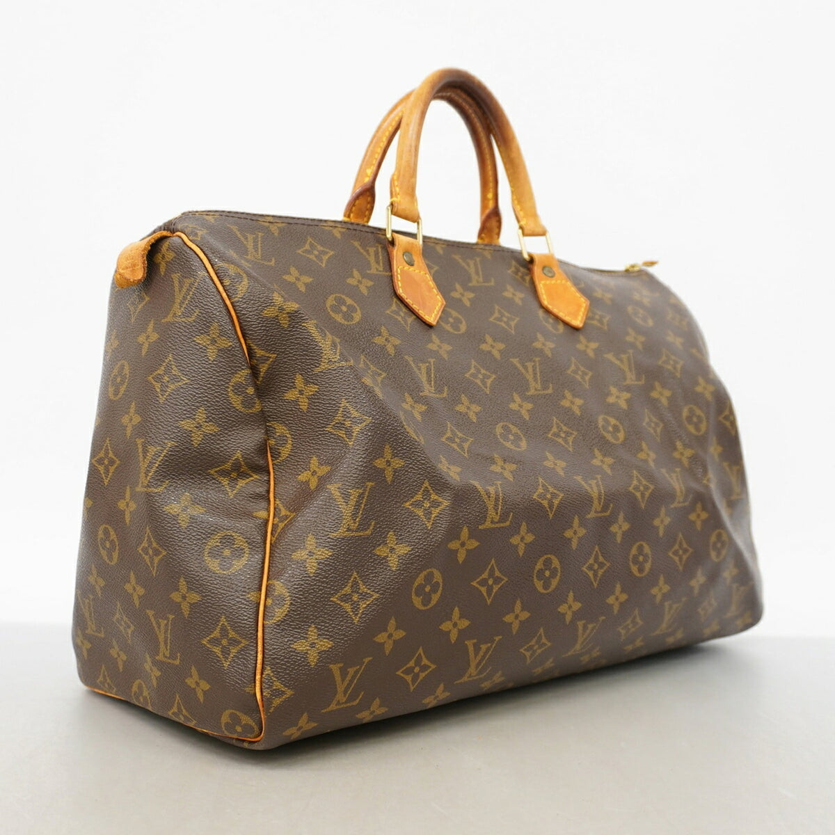 Louis Vuitton Brown Handbag (Pre-Owned)