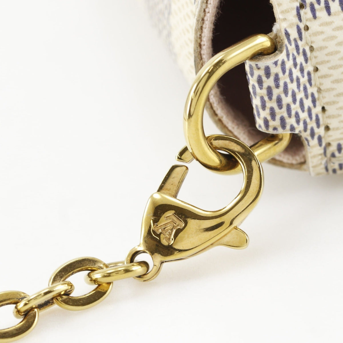 Louis Vuitton White Damier Azur Canvas Shoulder Bag (Pre-Owned)