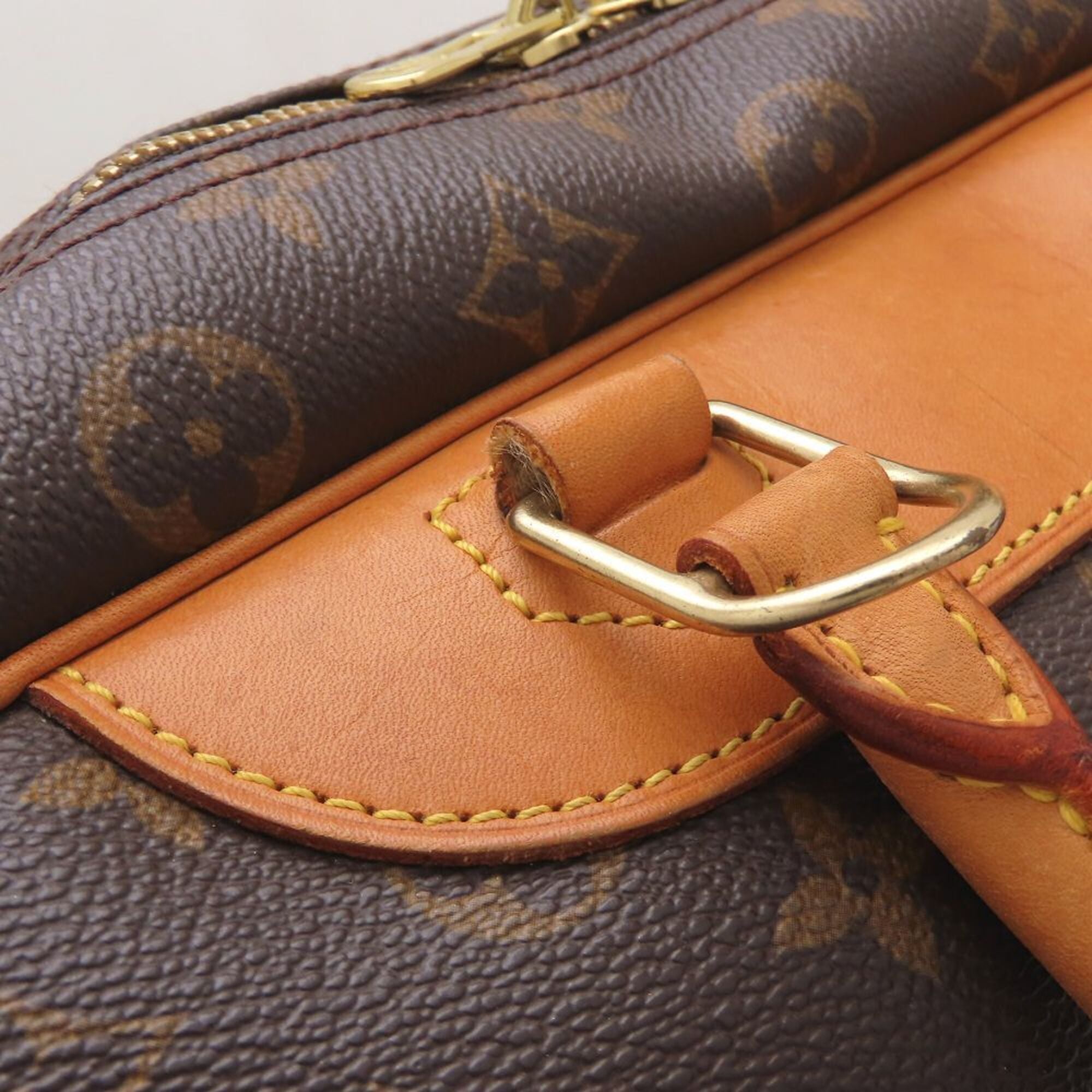 Louis Vuitton Monogram Brown Monogram Handbag (Pre-Owned)