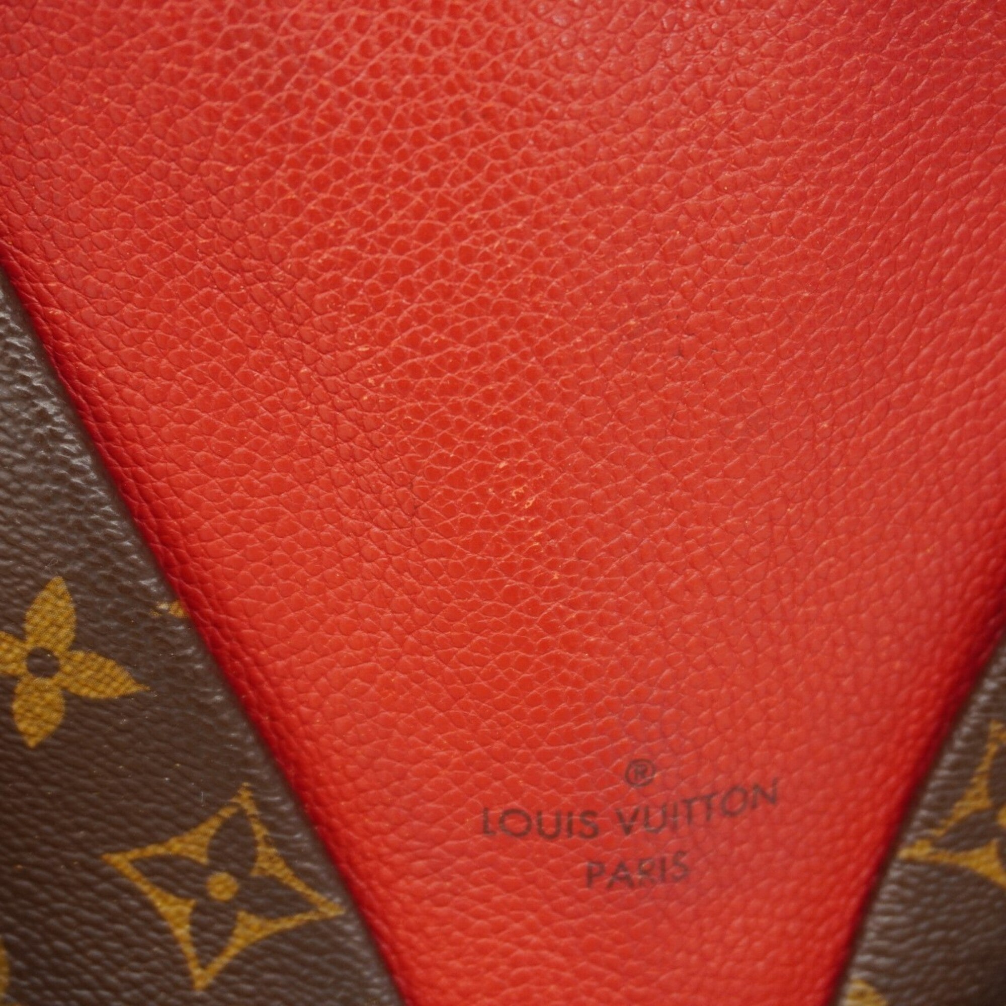 Louis Vuitton Cerise Handbag (Pre-Owned)