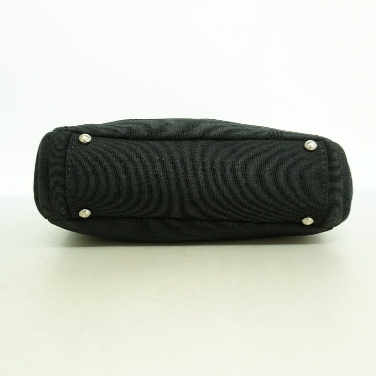Chanel Black Shoulder Bag (Pre-Owned)