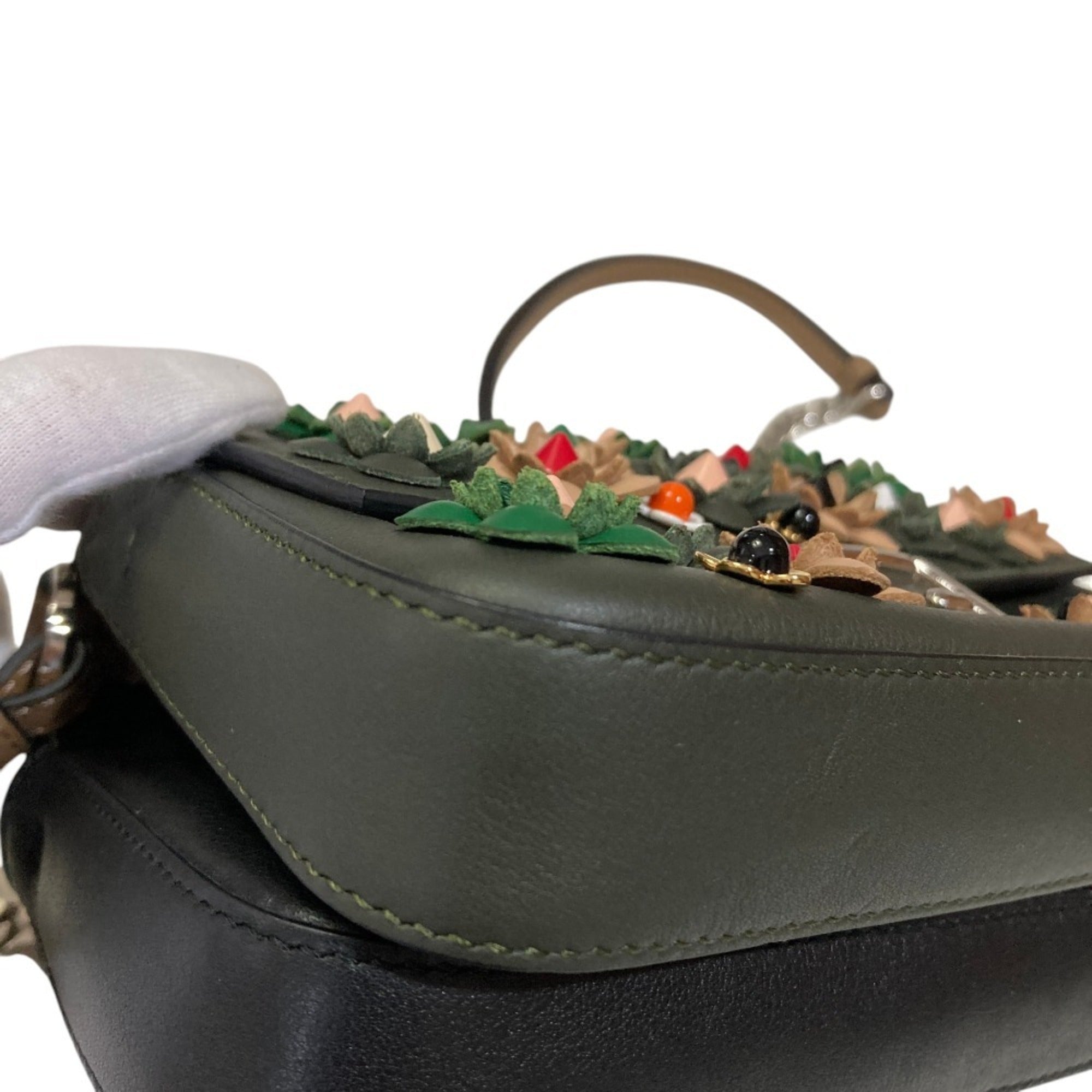 Fendi Khaki Shoulder Bag (Pre-Owned)