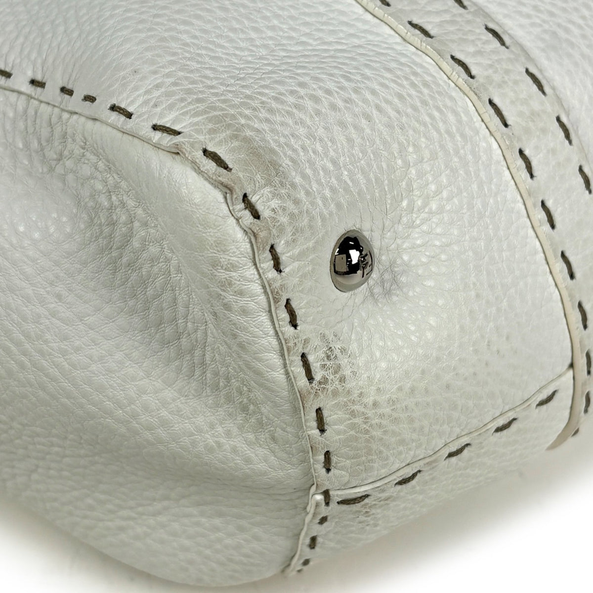 Fendi White Leather Tote Bag (Pre-Owned)