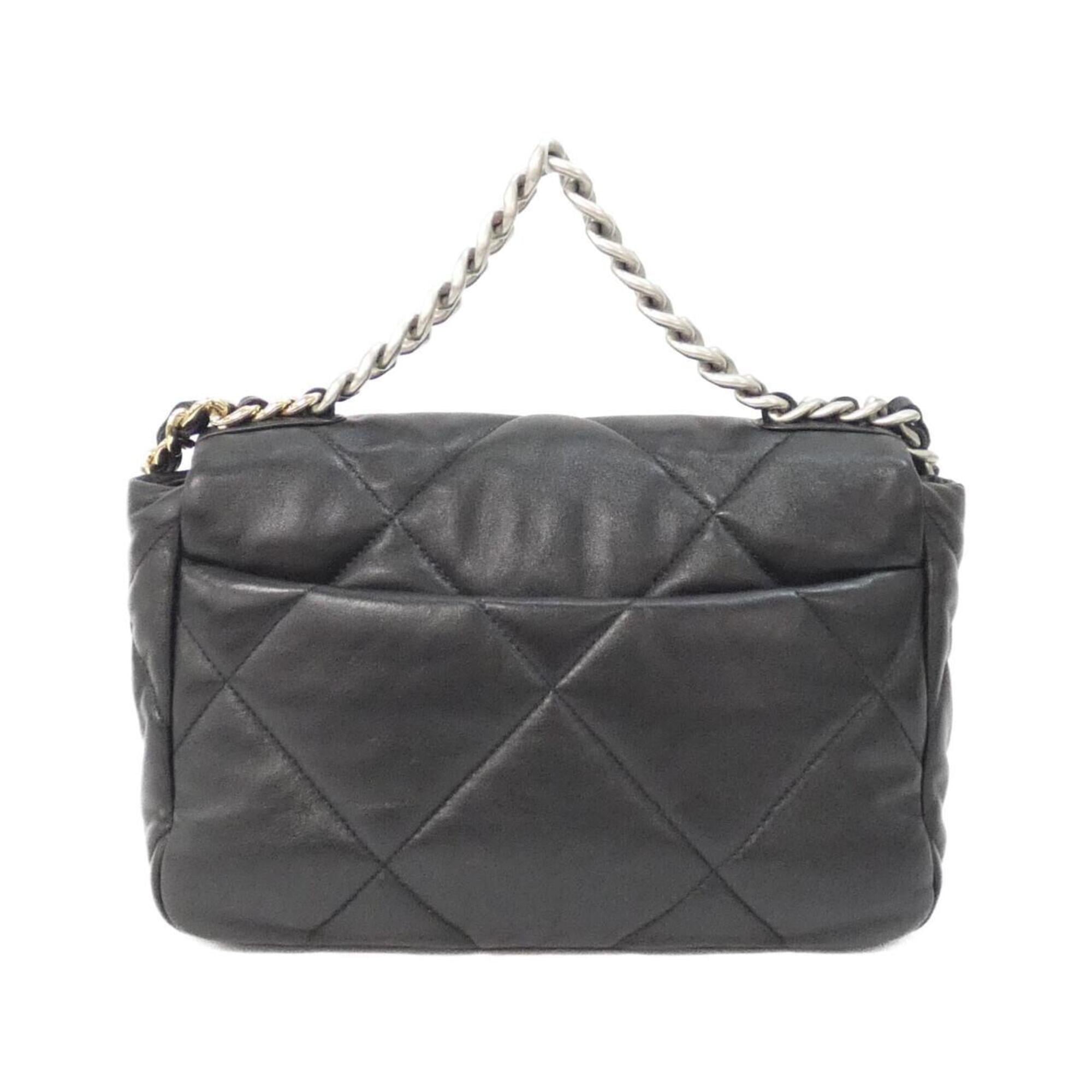 Chanel Black Leather Shoulder Bag (Pre-Owned)