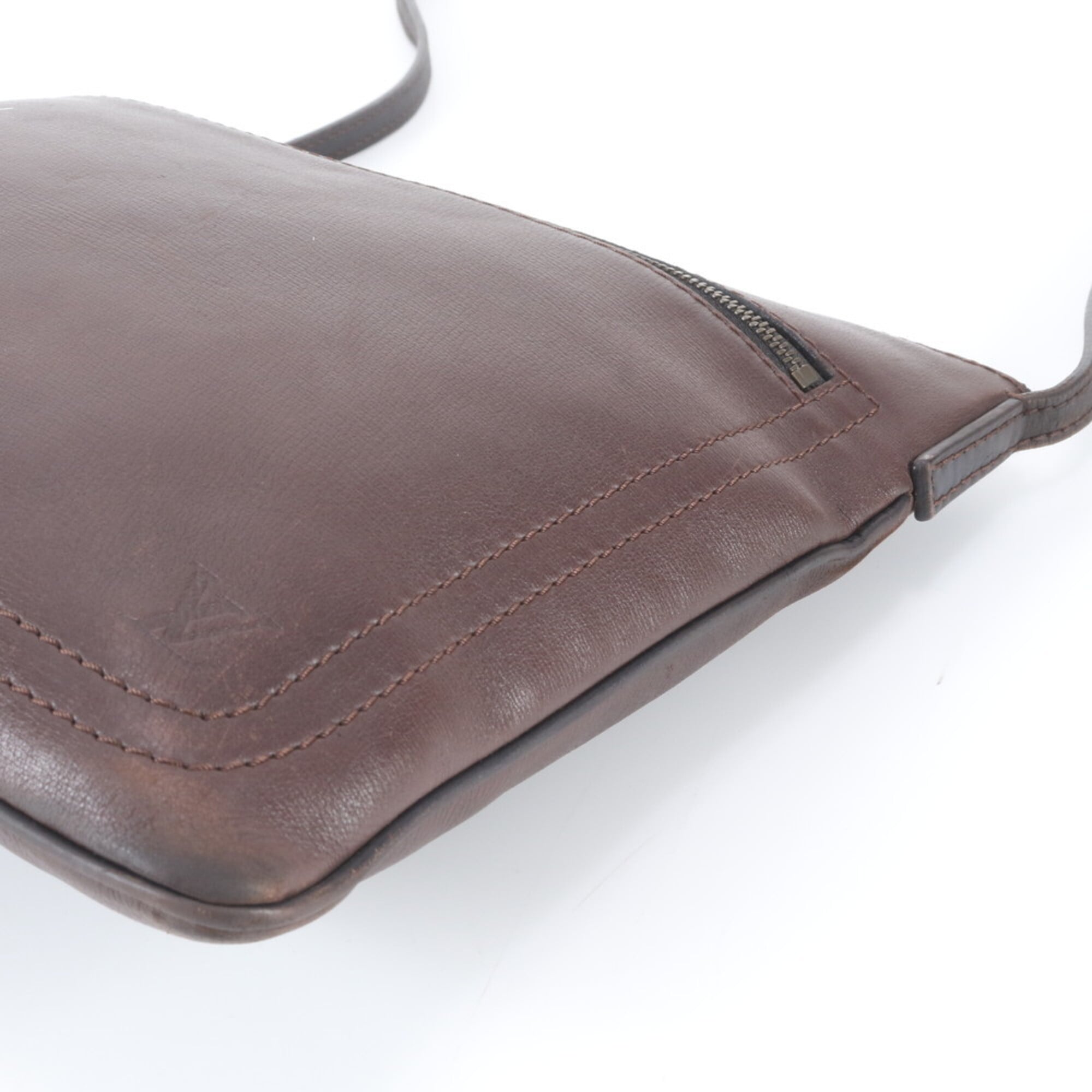 Louis Vuitton Coffee Leather Messenger Bag Shoulder Bag (Pre-Owned)
