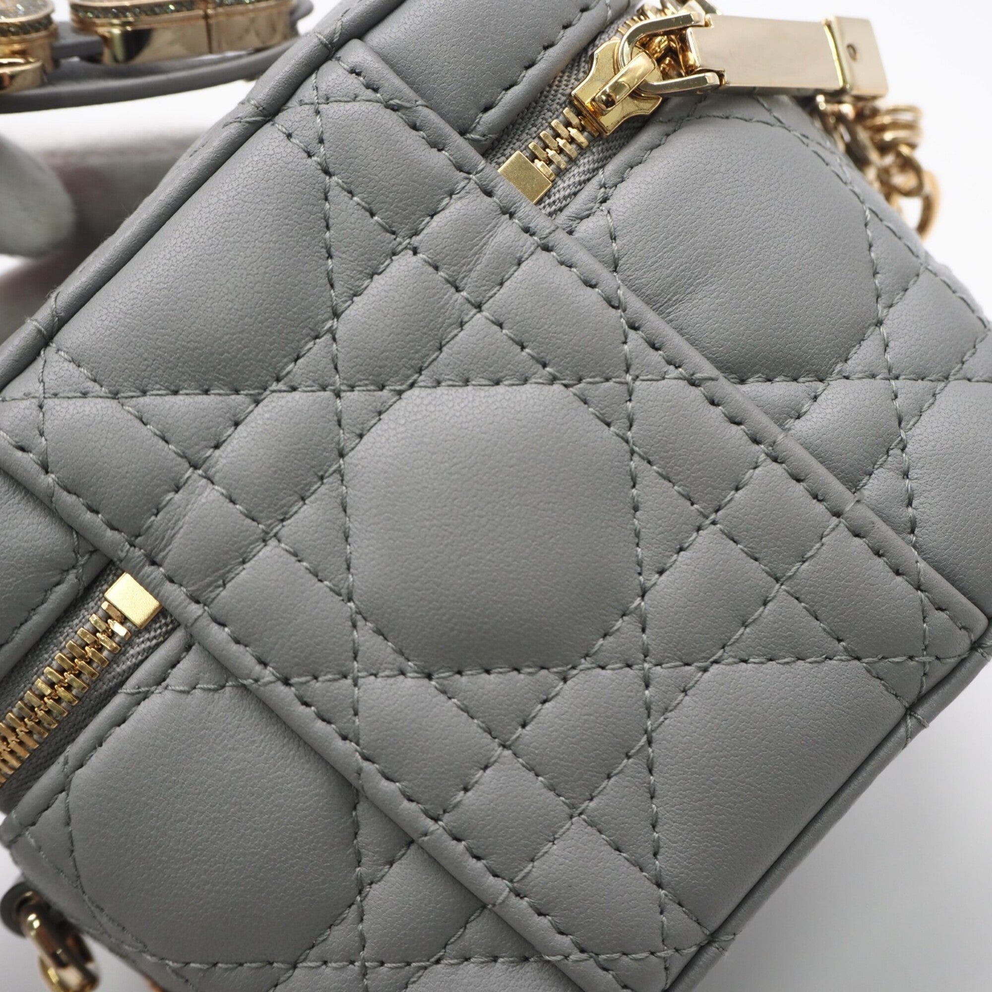 Christian Dior Lady Dior Gray Leather Shoulder Bag Vanity Bag (Pre-Owned)