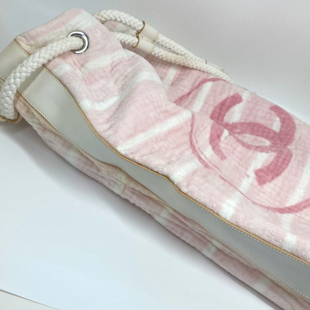 Chanel Pink Cotton Shoulder Bag (Pre-Owned)