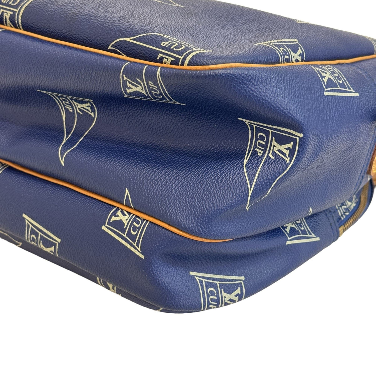Louis Vuitton Blue Pvc Leather Messenger Bag Shoulder Bag (Pre-Owned)