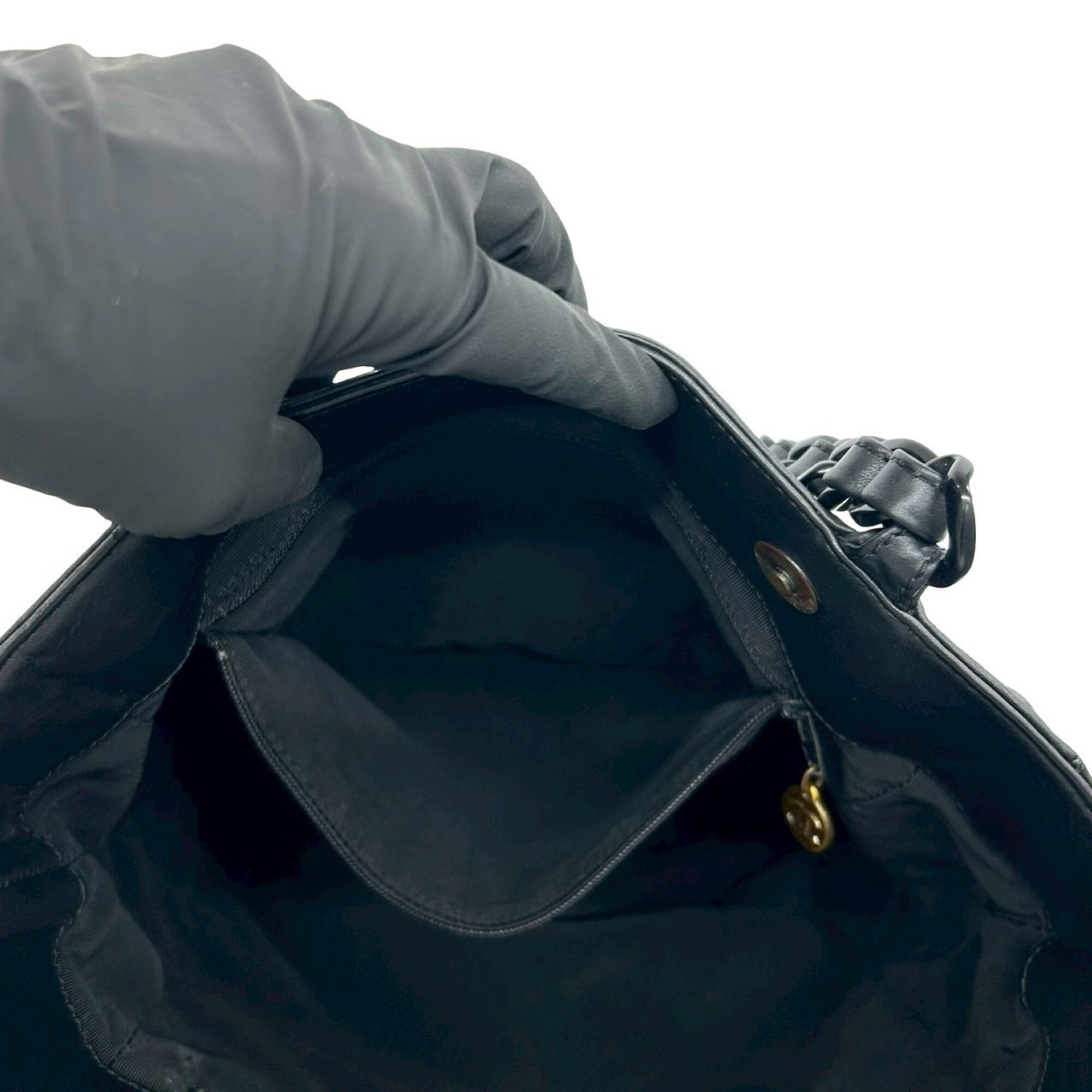 Chanel Black Leather Plastic Handbag (Pre-Owned)