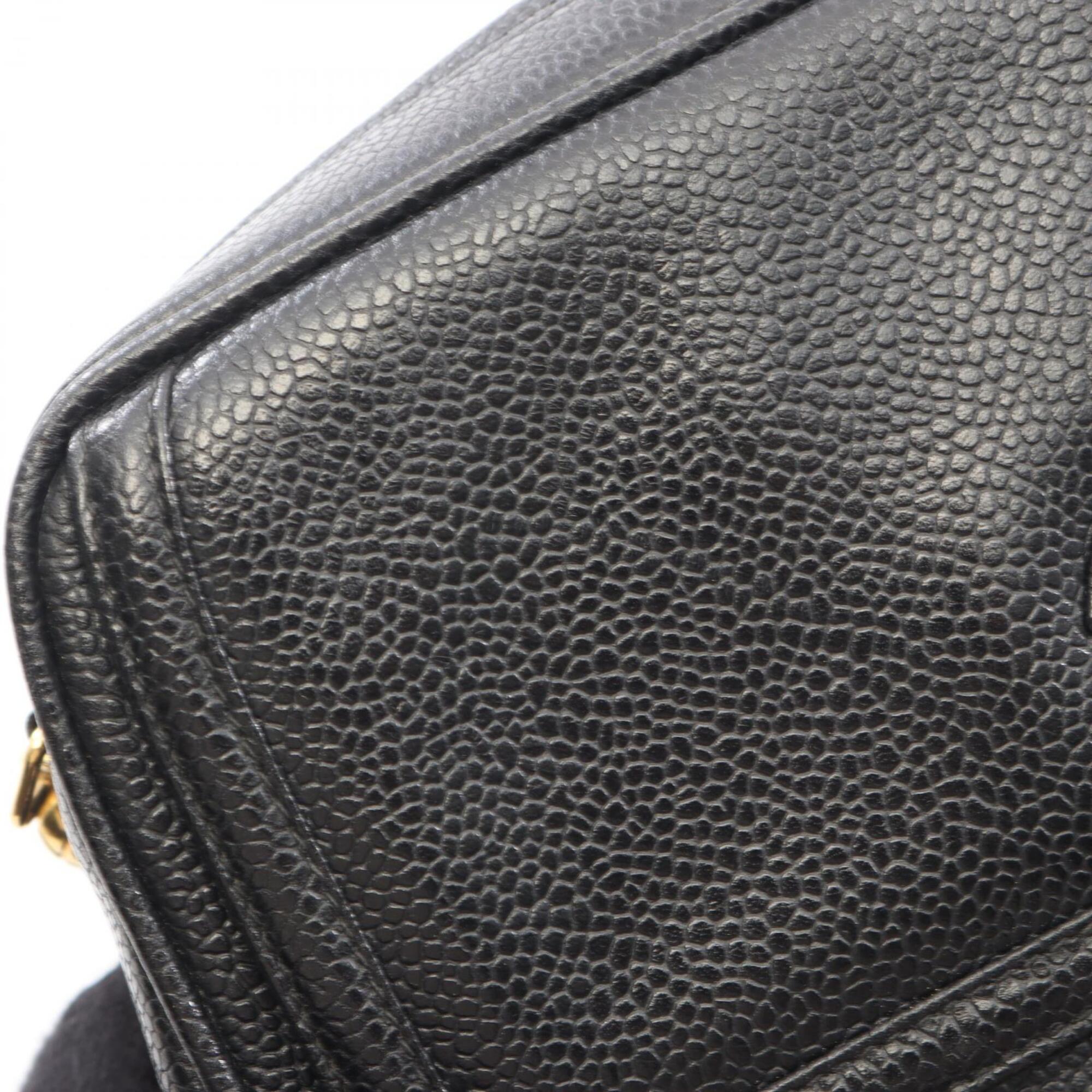 Chanel Black Leather Shoulder Bag (Pre-Owned)