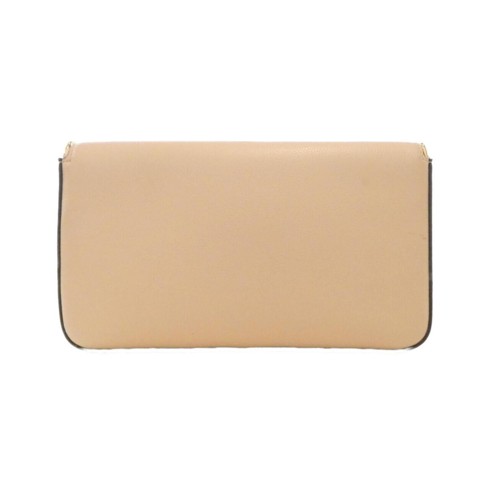 Fendi Gold Leather Shoulder Bag (Pre-Owned)