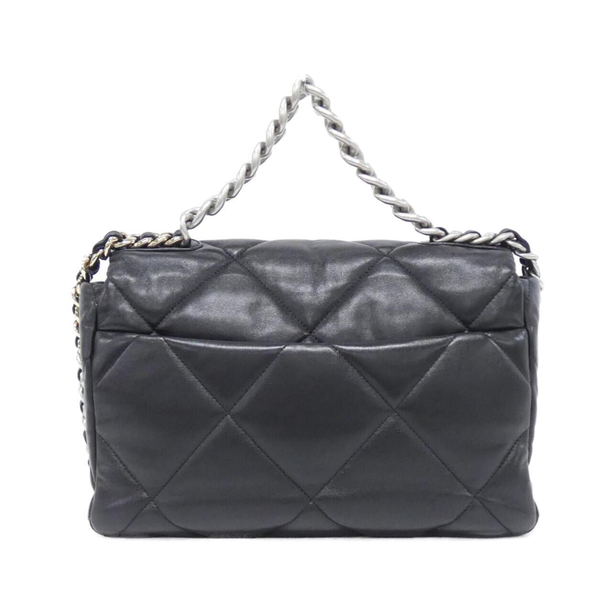 Chanel Black Leather Shoulder Bag (Pre-Owned)