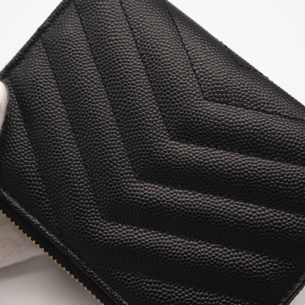 Yves Saint Laurent Black Leather Wallet (Bi-Fold) (Pre-Owned)