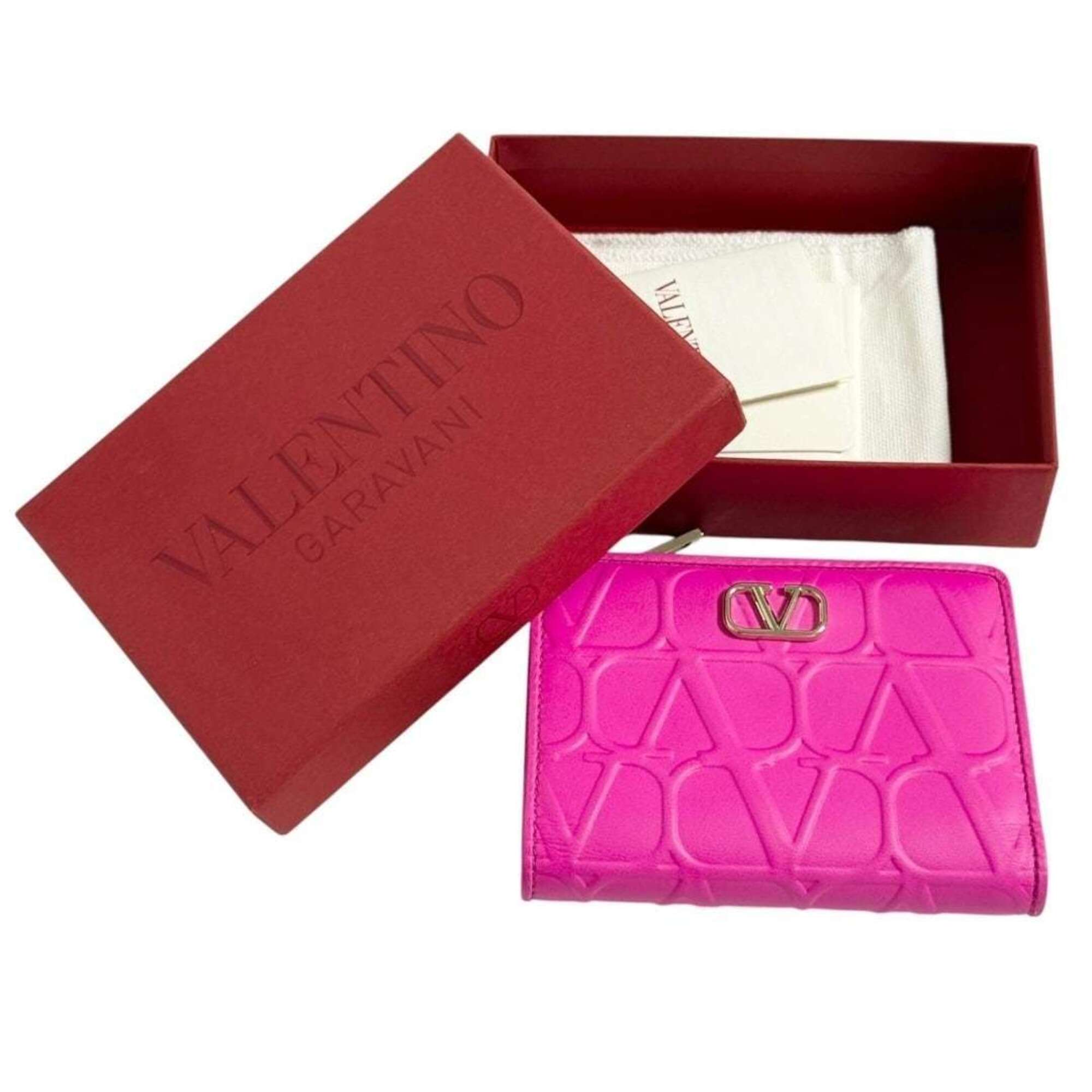 Valentino Pink Leather Coin Purse/Coin Case (Pre-Owned)
