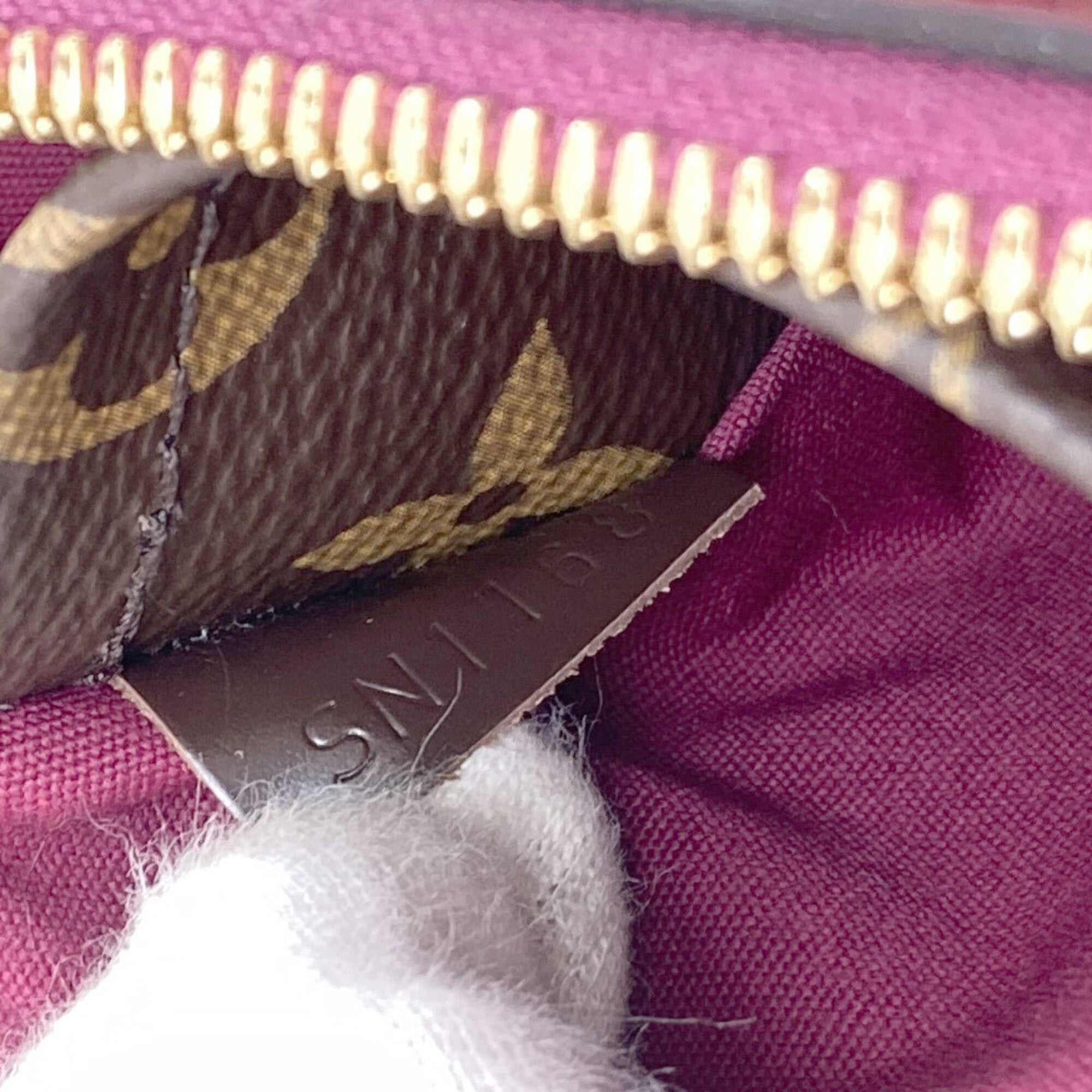 Louis Vuitton Magenta Vernis Handbag (Pre-Owned)