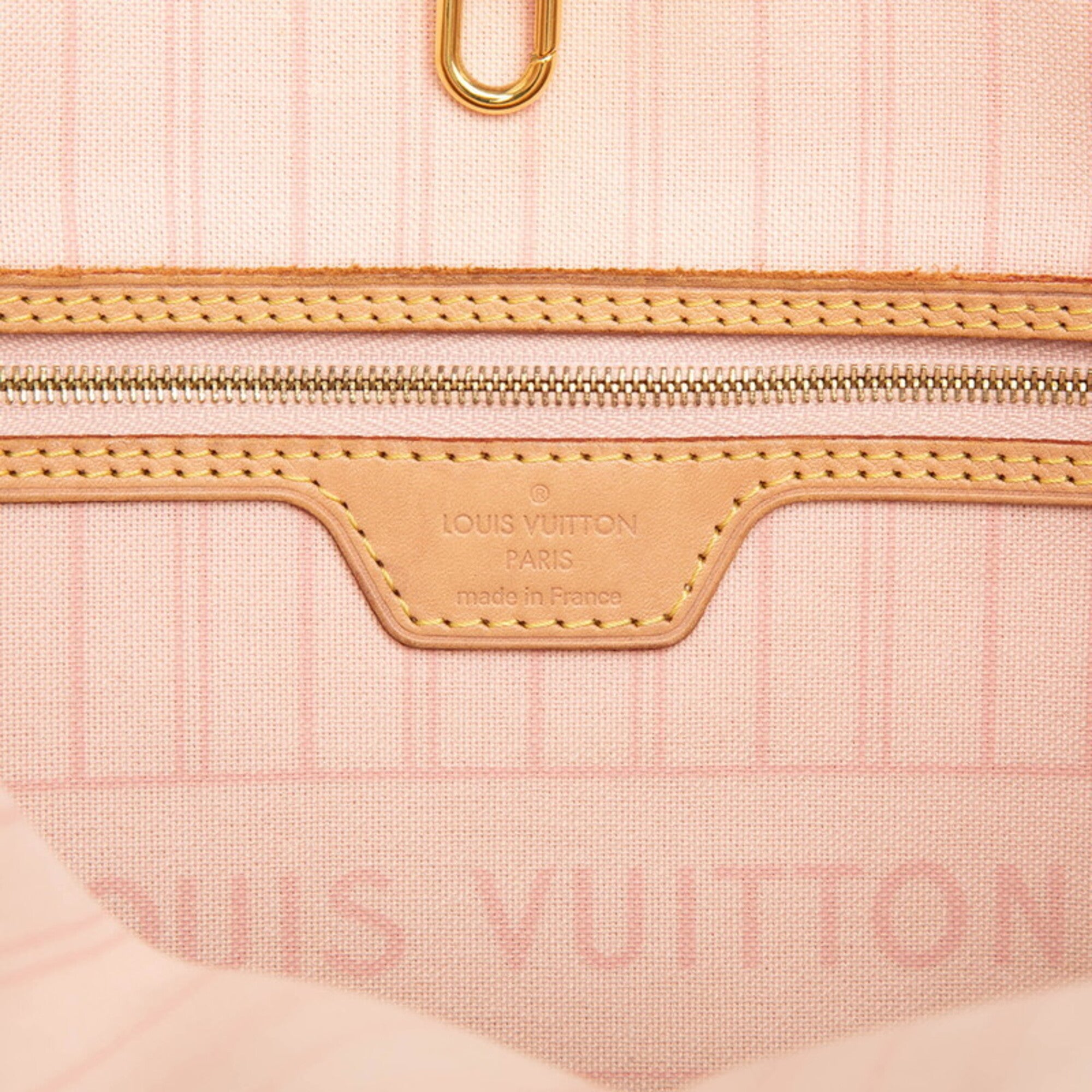 Louis Vuitton Ivory Rose Ballerine Pvc Leather Handbag Pouch Tote Bag (Pre-Owned)