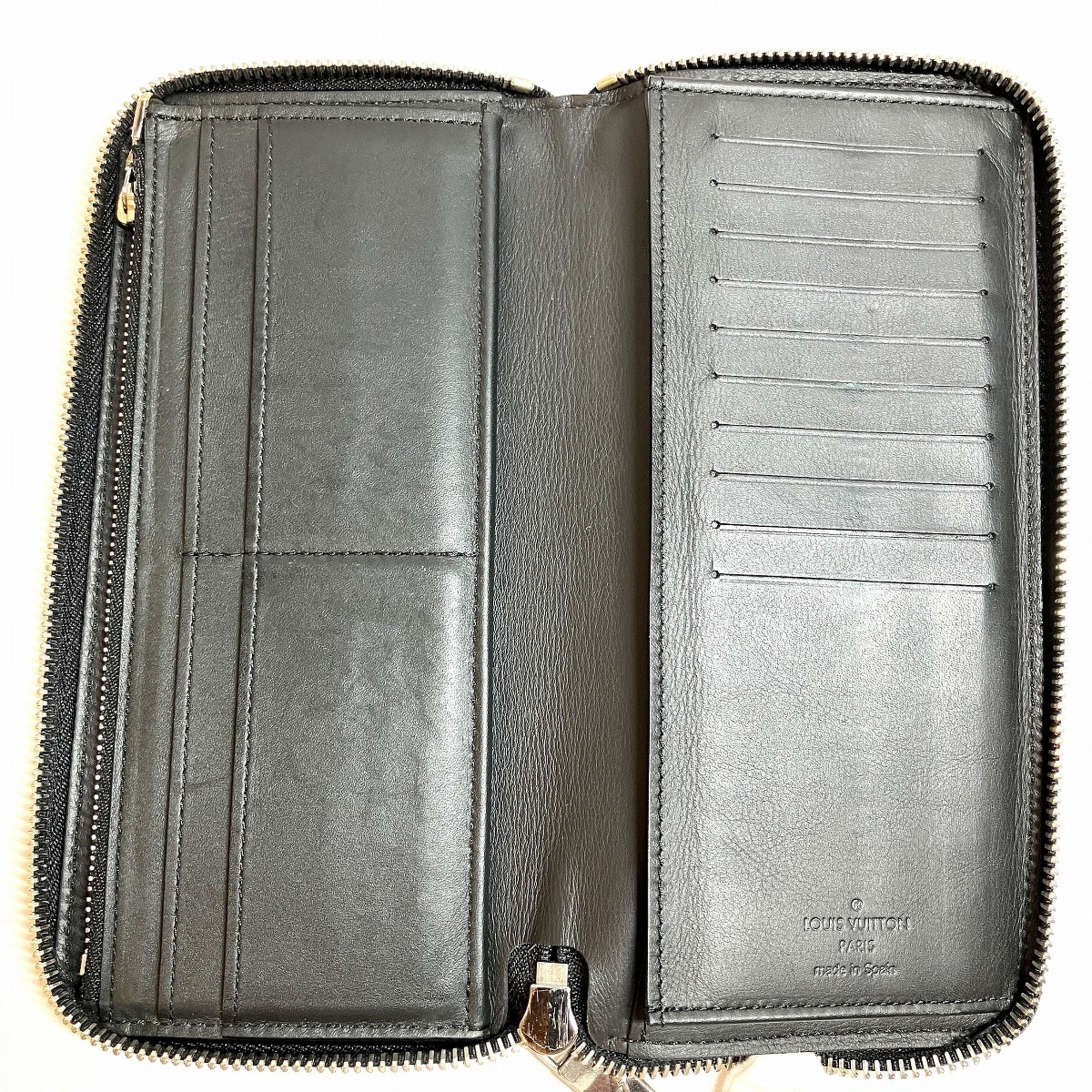 Louis Vuitton Black Leather Coin Purse/Coin Case (Pre-Owned)