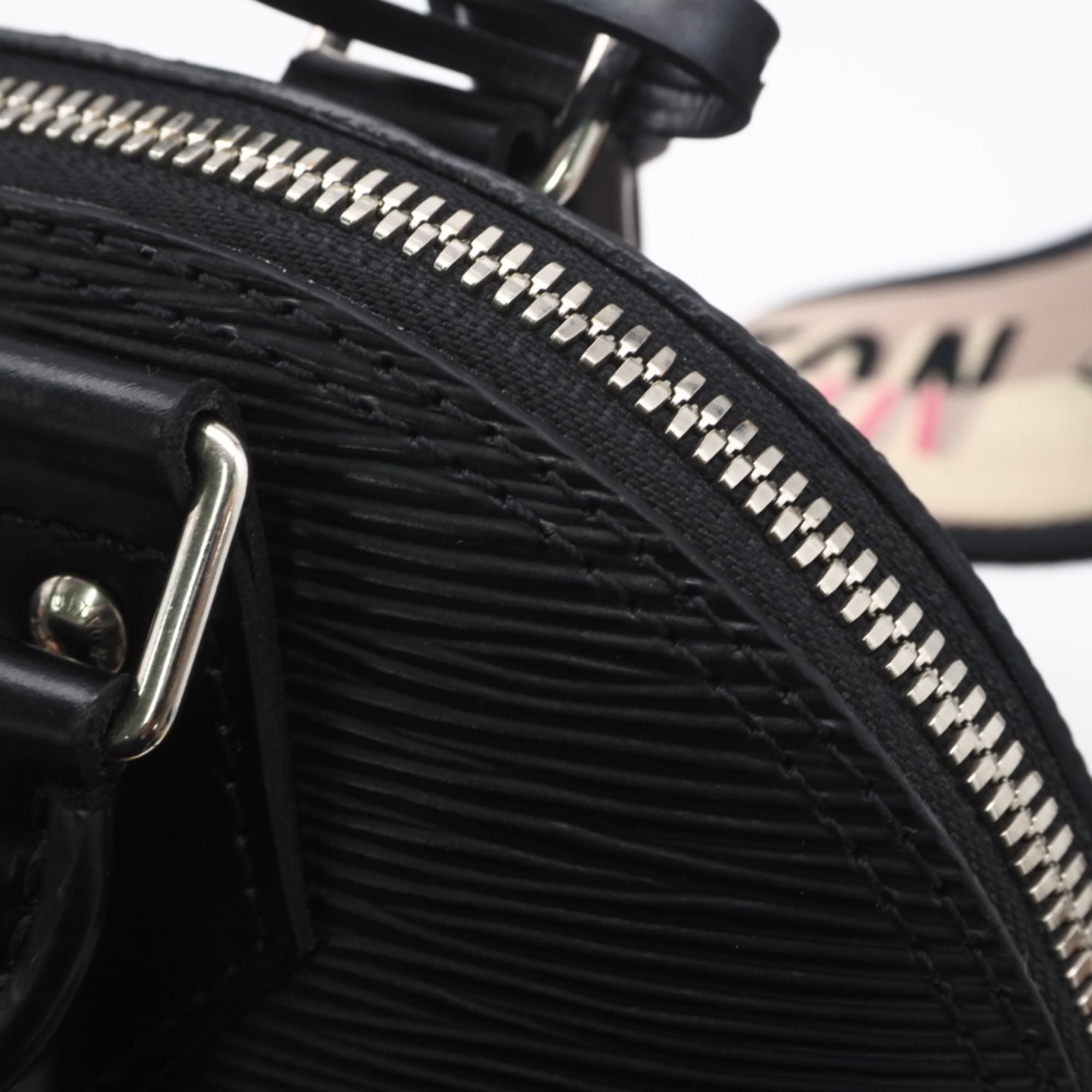 Louis Vuitton Beige Pink Black Noir Leather Handbag (Pre-Owned)