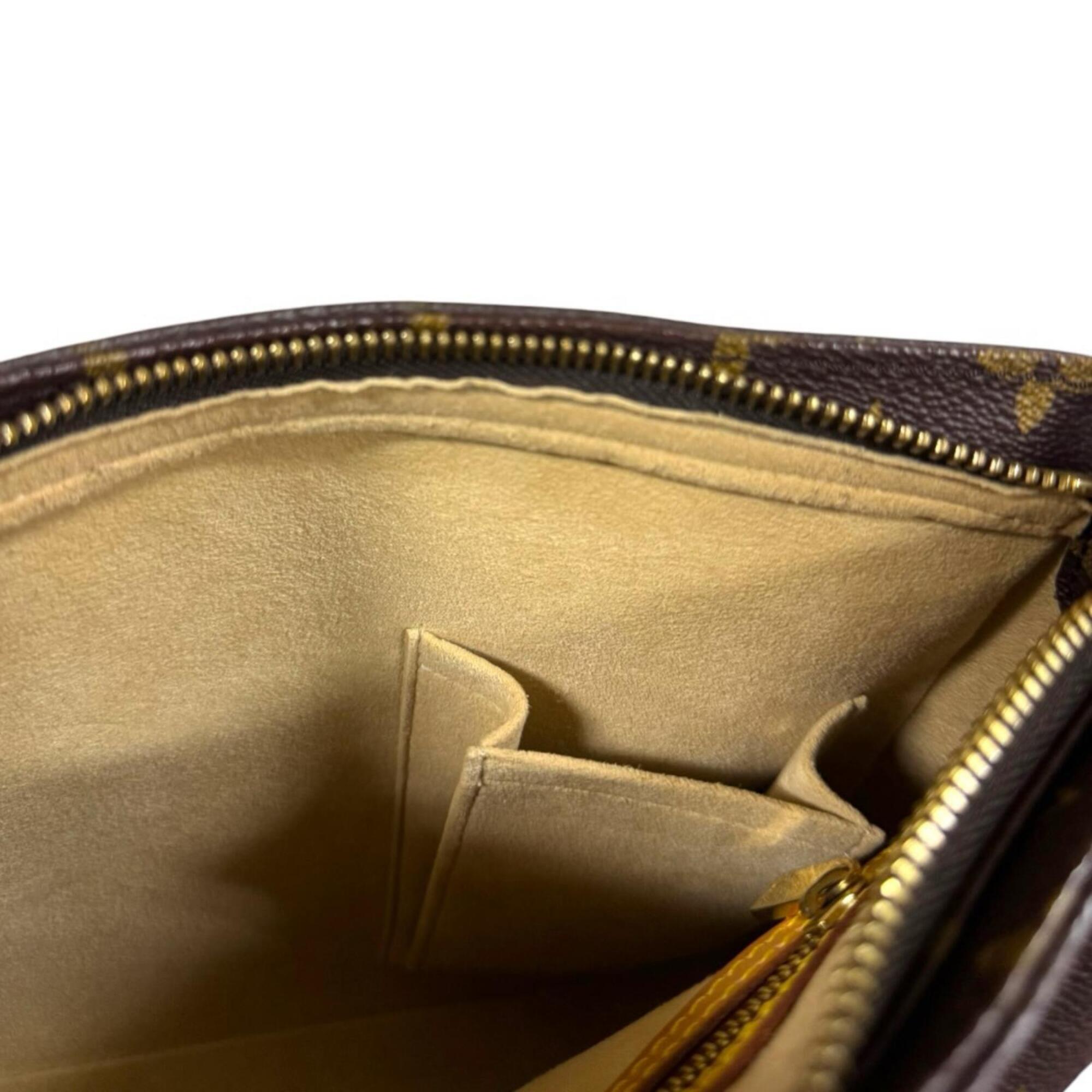 Louis Vuitton Brown Monogram Canvas Shoulder Bag (Pre-Owned)