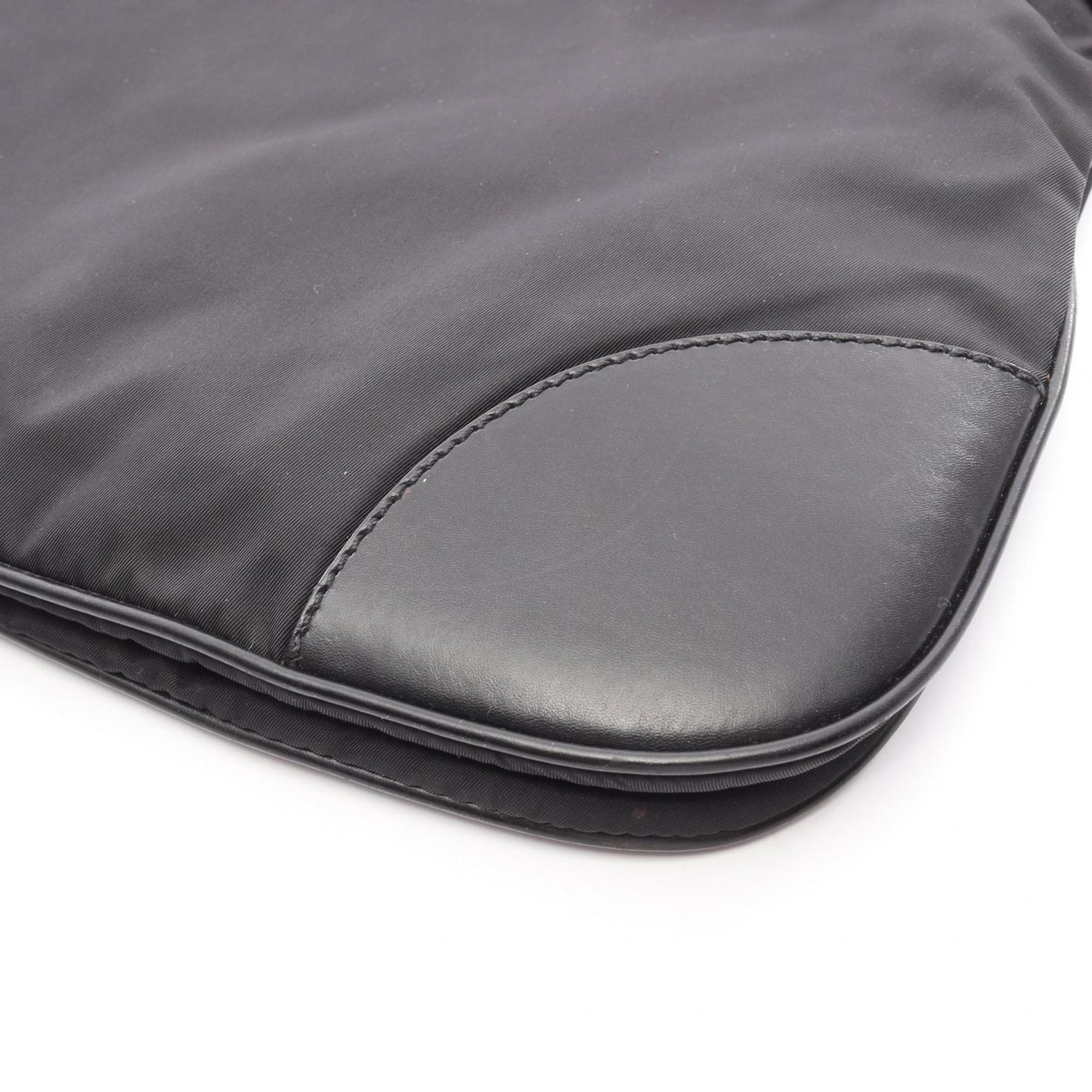 Prada Black Nylon Leather Shoulder Bag (Pre-Owned)
