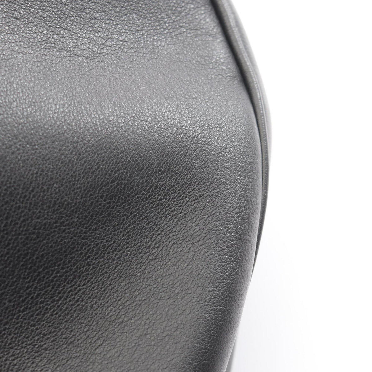 Prada Black Leather Handbag Shoulder Bag (Pre-Owned)