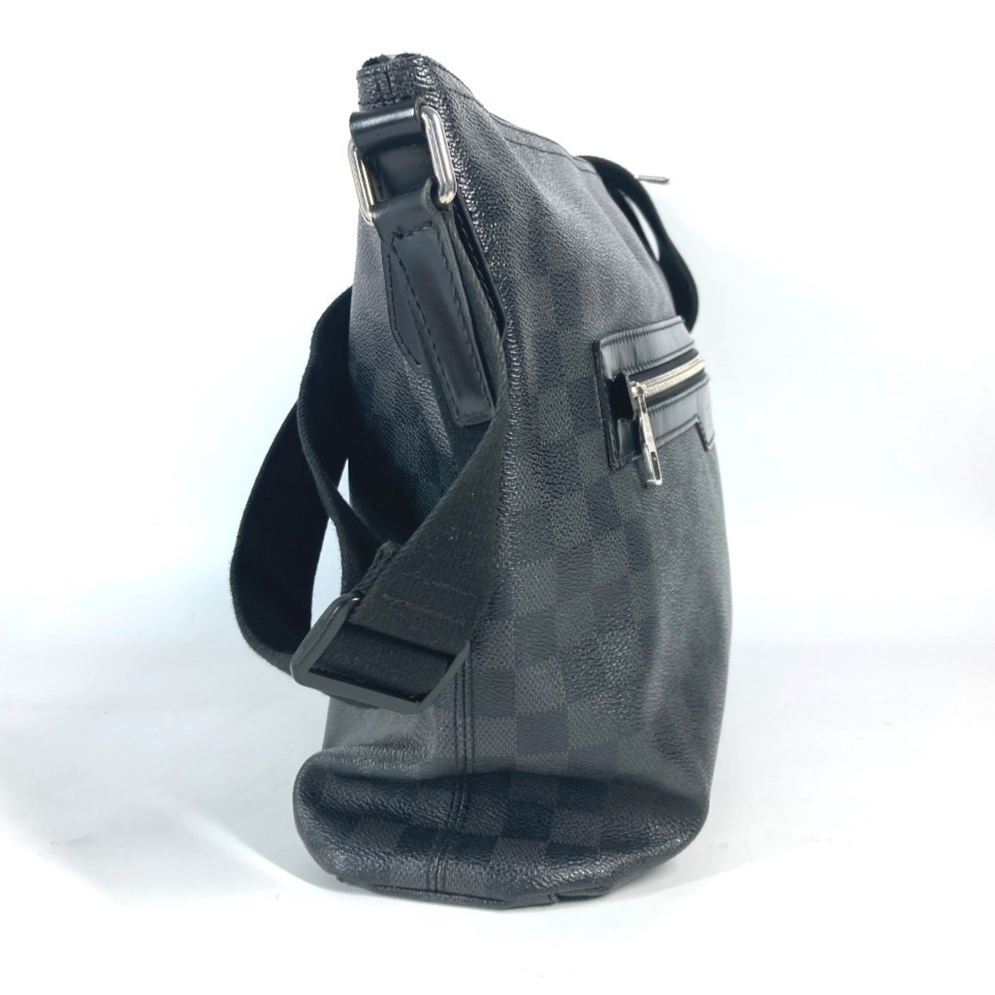 Louis Vuitton Black Damier Graphite Shoulder Bag (Pre-Owned)
