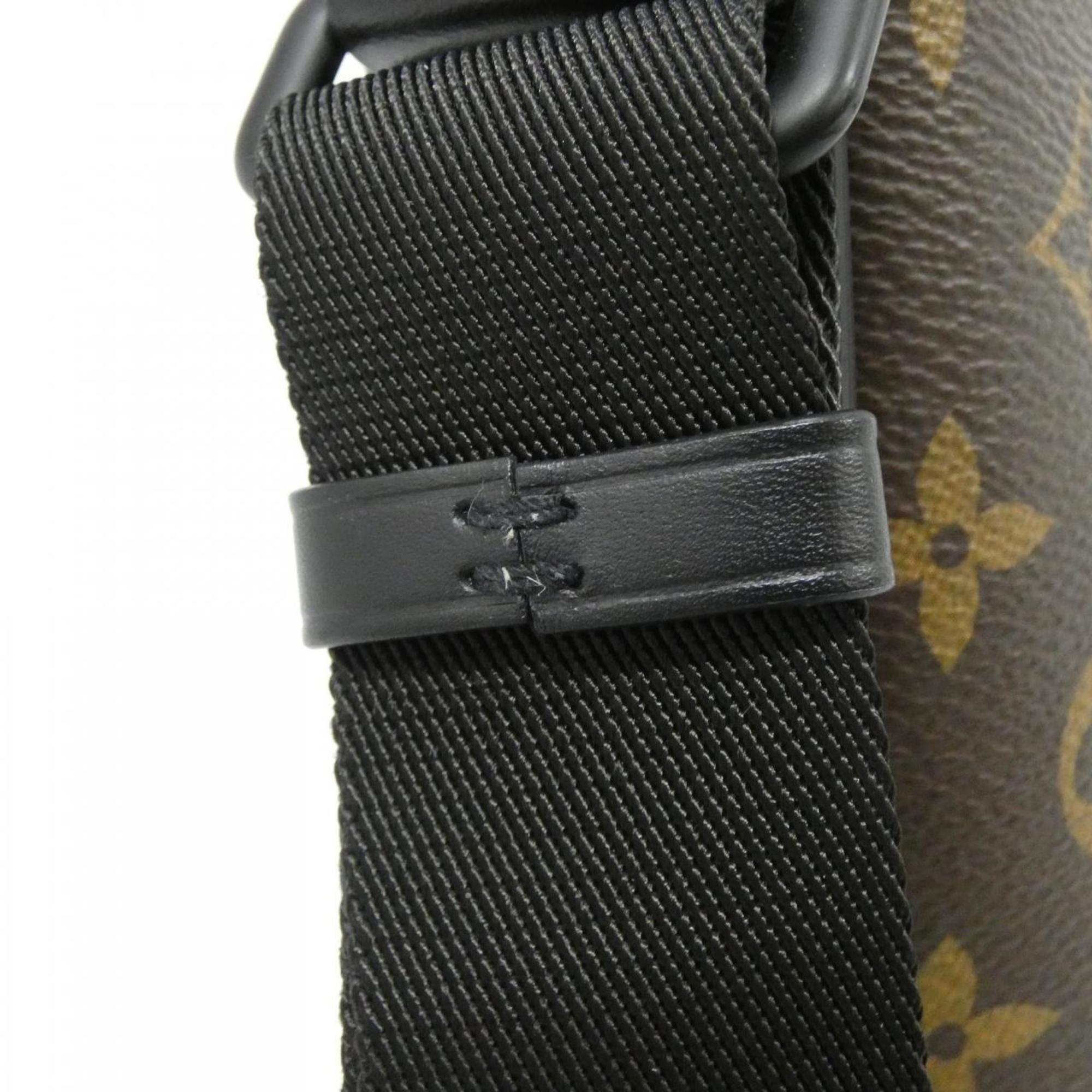 Louis Vuitton Marron Coated Canvas Shoulder Bag (Pre-Owned)