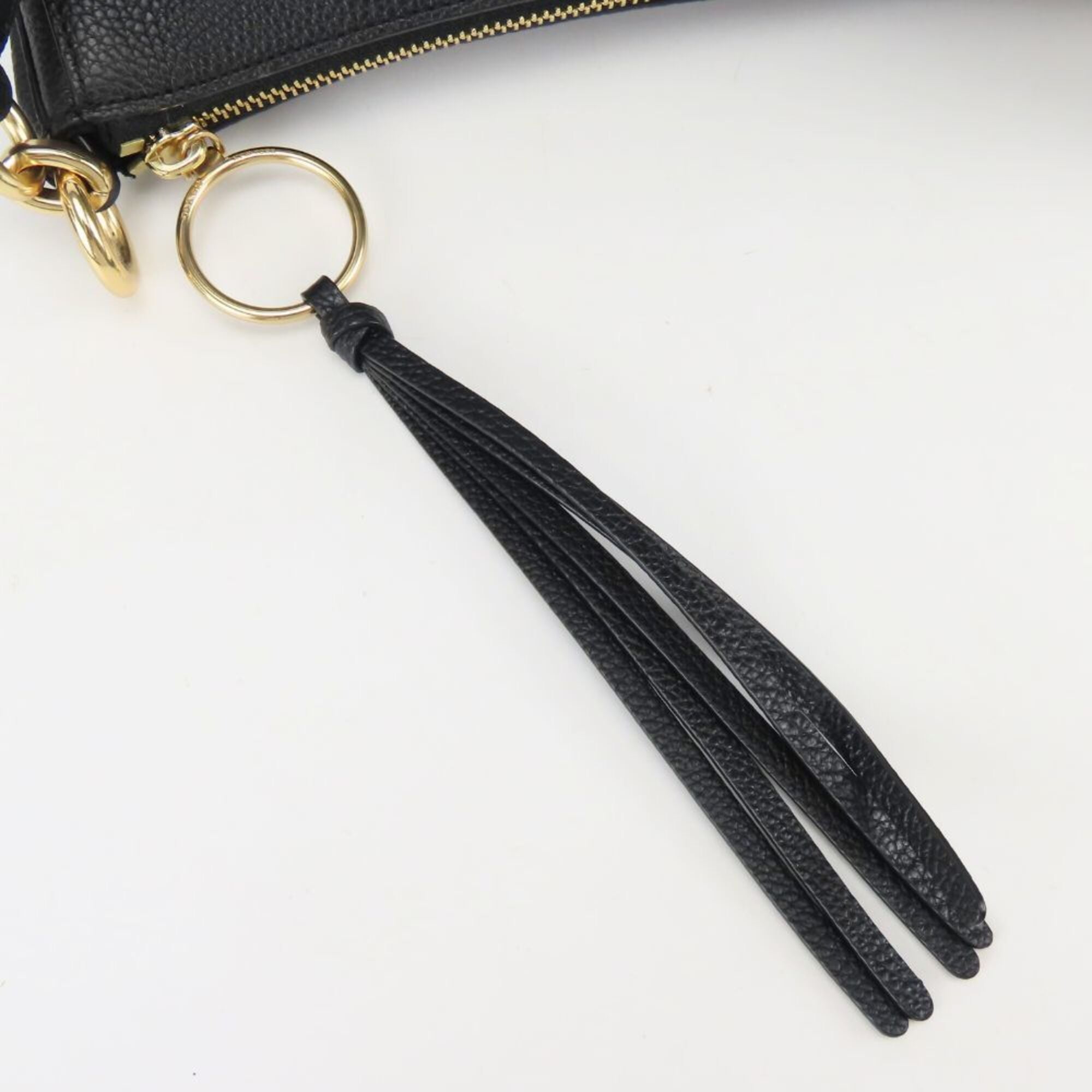 Coach Black Leather Shoulder Bag (Pre-Owned)