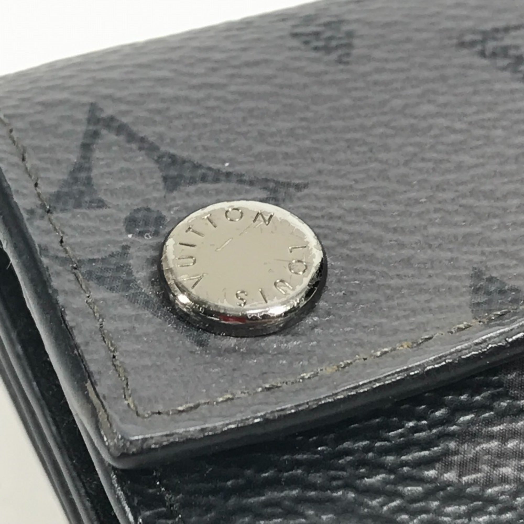Louis Vuitton Black Gray Monogram Eclipse Canvas Wallet (Tri-Fold) (Pre-Owned)