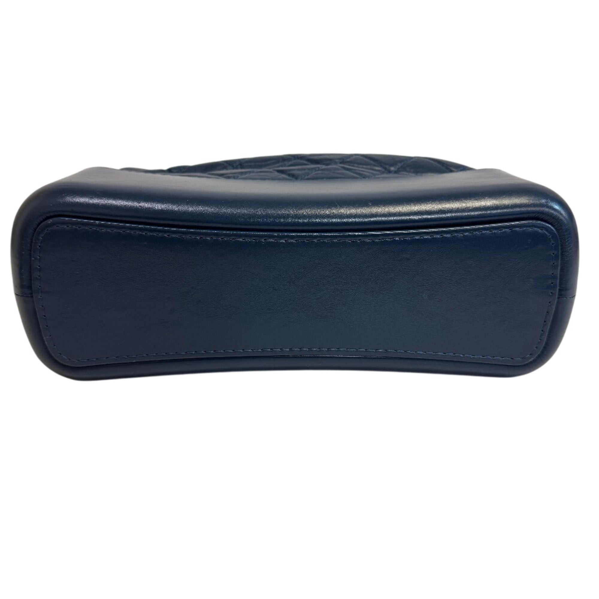 Chanel Blue Leather Shoulder Bag (Pre-Owned)