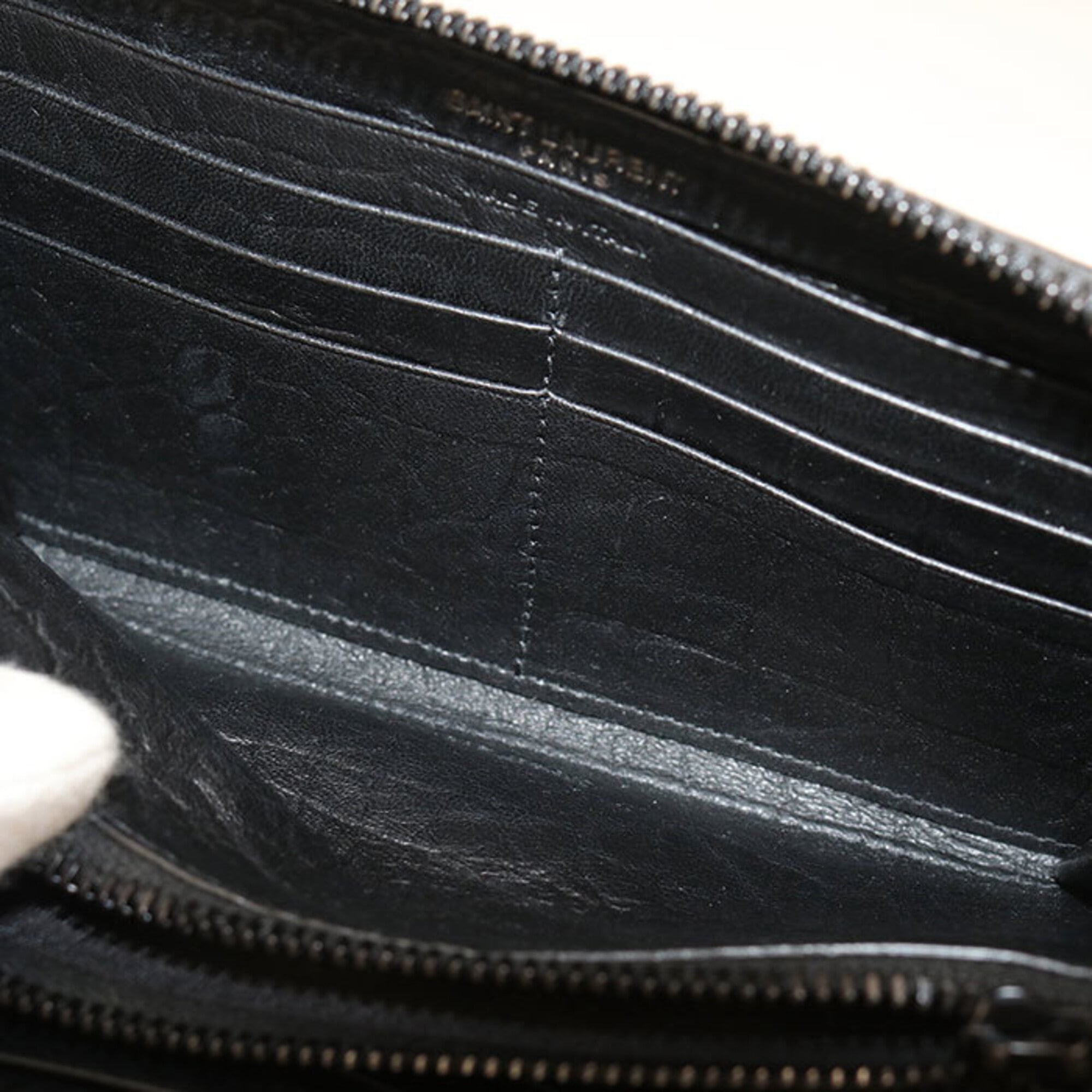 Saint Laurent Black Leather Long Wallet (Bi-Fold) (Pre-Owned)